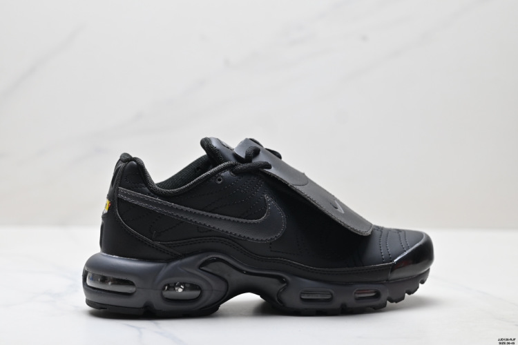 Nike Air Max Plus: Lightweight, Cushioned, and Durable Running Shoes 1 Nike Air Max Plus: Lightweight, Cushioned, and Durable Running Shoes