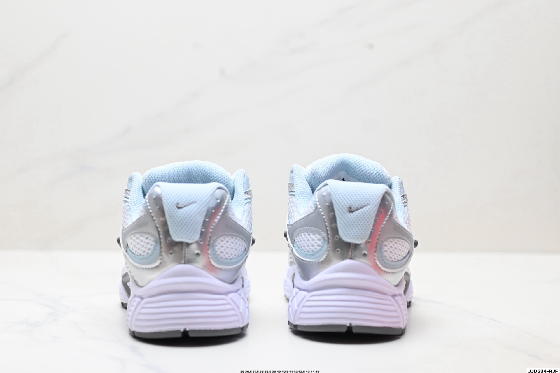 Nike V5 RNR: Zapatillas Casuales, Cómodas y Duraderas para Uso Diario 7 i1757913665199 3718 0 5