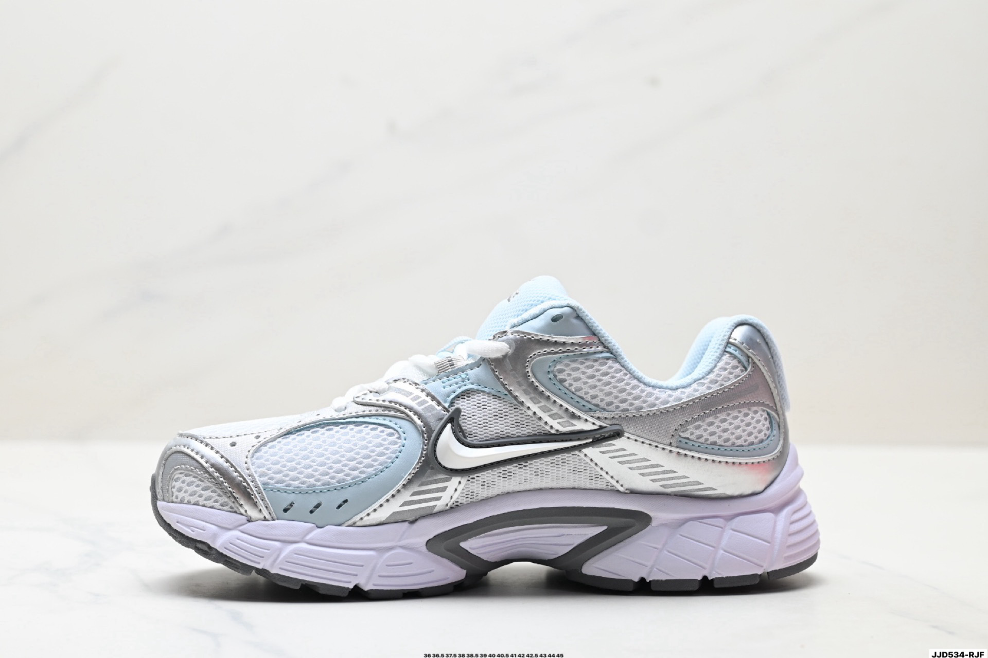 Nike V5 RNR: Zapatillas Casuales, Cómodas y Duraderas para Uso Diario 4 i1757913665199 8438 0 2