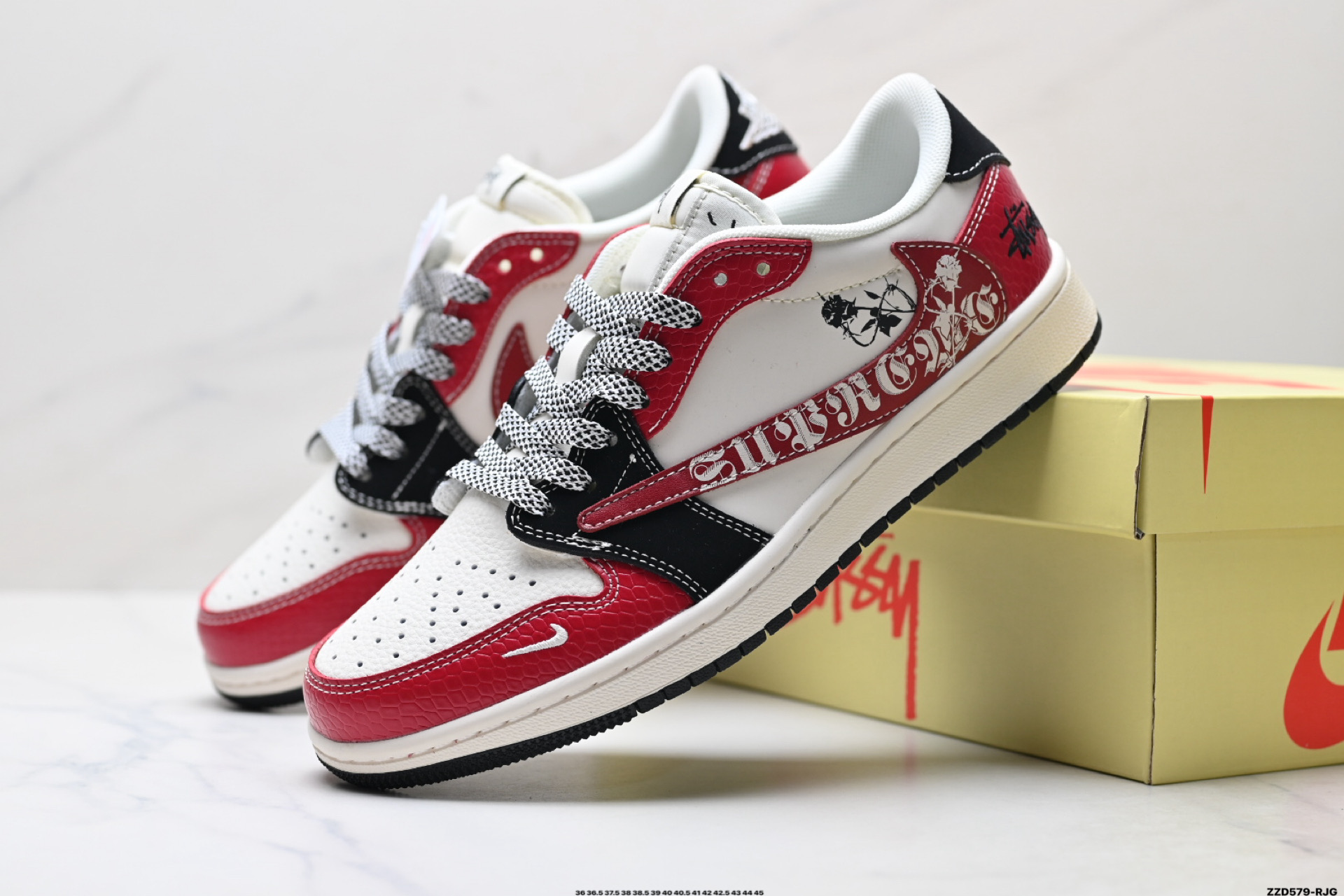 Nike Air Jordan 1 x Travis Scott AJ1倒勾 乔一倒钩 ‘DIY’定制 耐克 低帮文化篮球鞋 HS8068-065