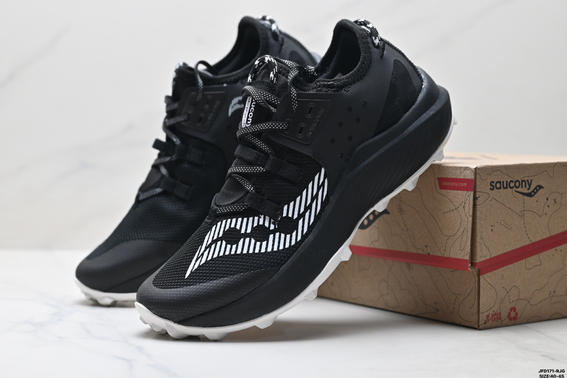 180 SAUCONY索康尼 ENDORPHIN RIFT系列 低帮缓震跑步鞋 S10856-01