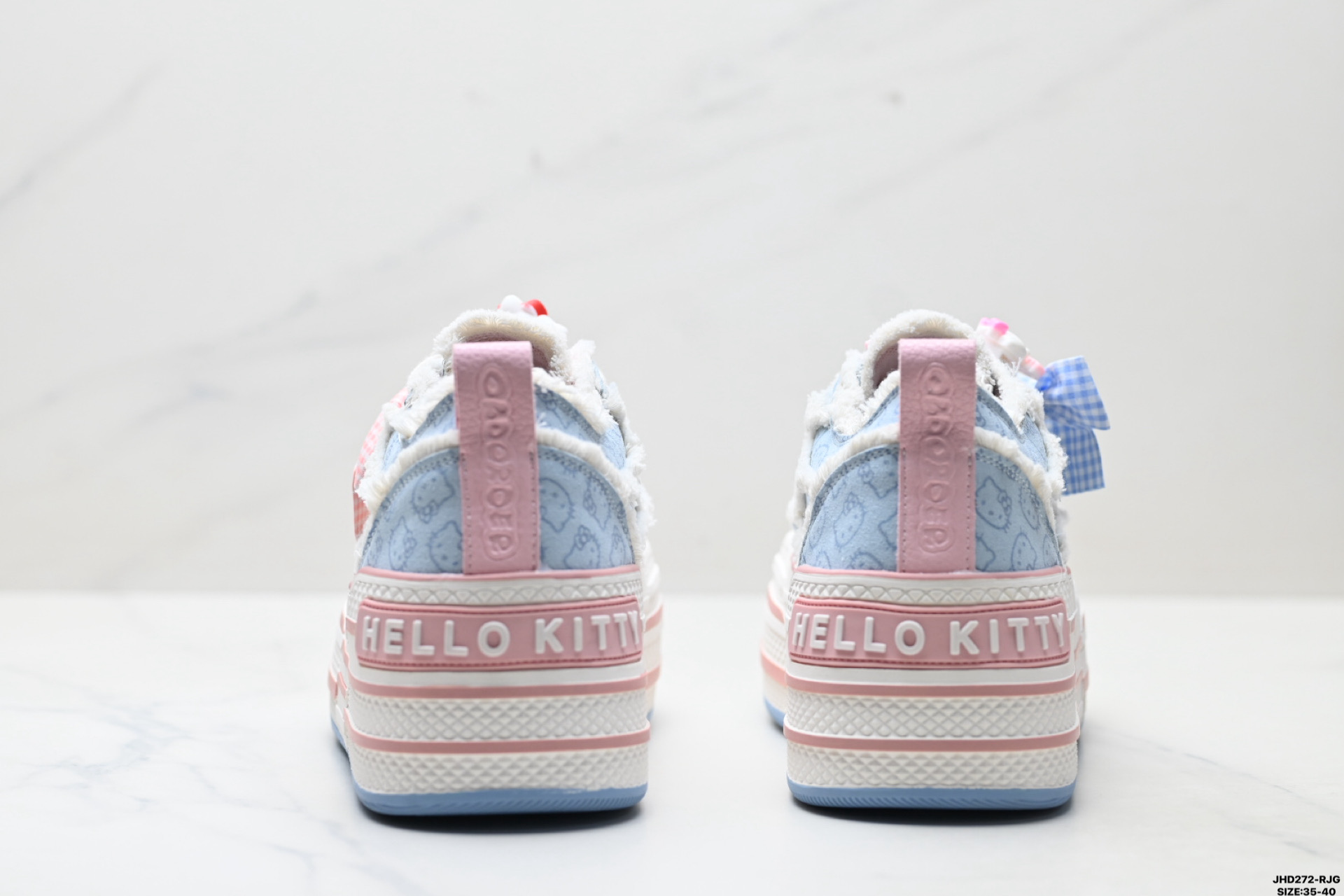 200 Sanrio 三丽鸥 x OLD ORDER 联名限定 凯蒂粉蓝 马卡龙 厚底增高帆布鞋 O2320805