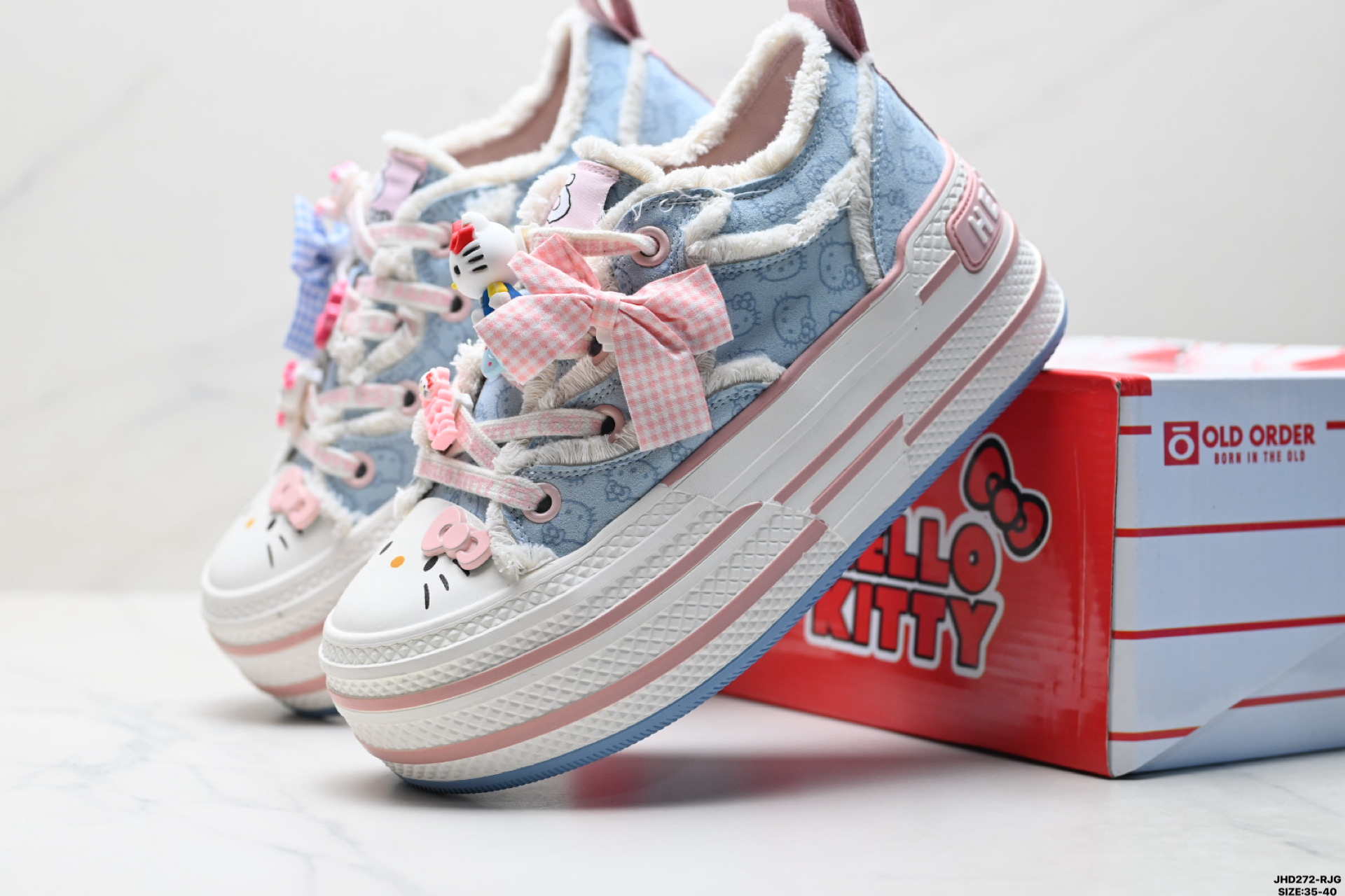 200 Sanrio 三丽鸥 x OLD ORDER 联名限定 凯蒂粉蓝 马卡龙 厚底增高帆布鞋 O2320805