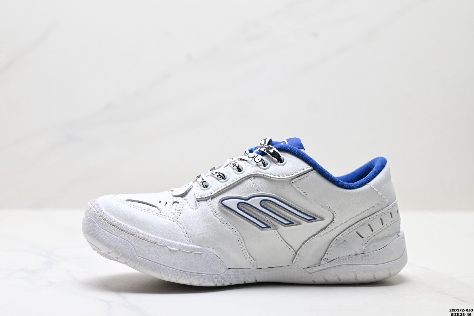 240 Balenciaga巴黎世家 Hamptons Worn-Out 圆头系带做旧低帮板鞋 841763 WCURS 9960