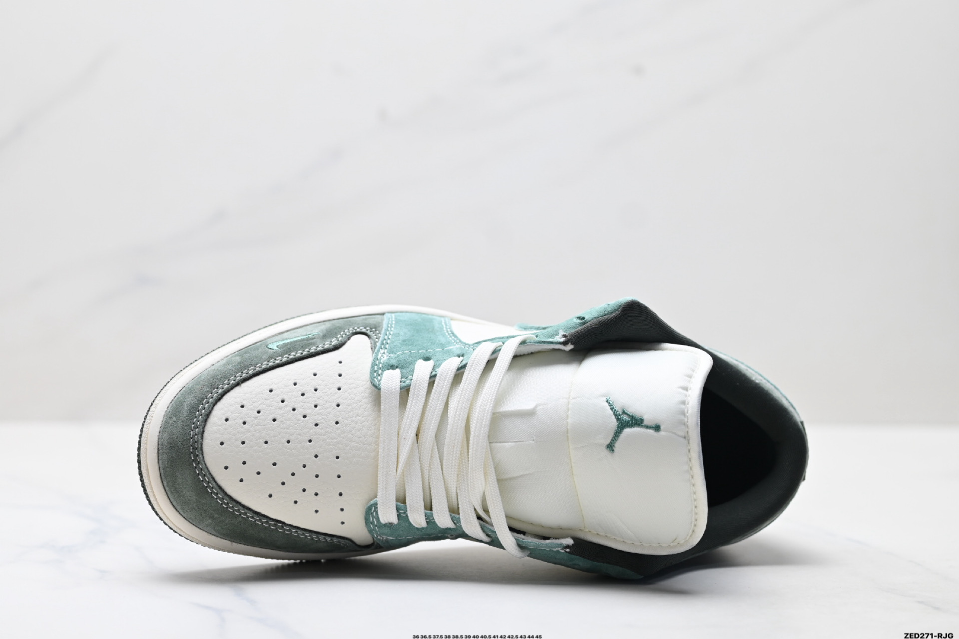 Nike Air Jordan 1 Low AJ1乔1低帮休闲板鞋 QG2025-001