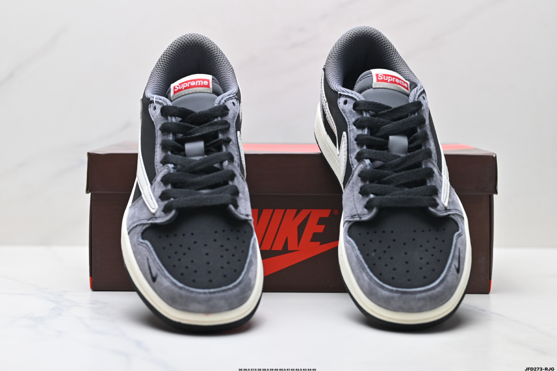 特价‼️💰190
公司级✅Nike Air Jordan 1 x Travis Scott AJ1倒勾 乔一倒钩 ‘DIY’定制 耐克 低帮文化篮球鞋 
完美品质出货 细节如图所示  鞋面切割工整  冲孔整齐干净 中底拉帮线 整体清洁度非常好
货号:XD1568-101
尺码:36 36.5 37.5 38 38.5 39 40 40.5 41 42 42.5 43 44 45
ID:JFD273-RJG