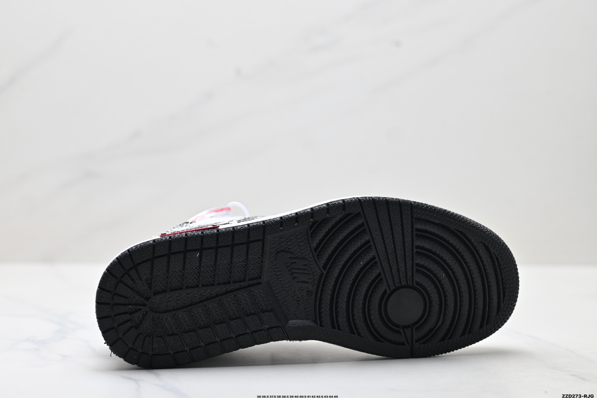 Nike Air Jordan 1 x Travis Scott AJ1倒勾 乔一倒钩 ‘DIY’定制 耐克 低帮文化篮球鞋 XS2025-077