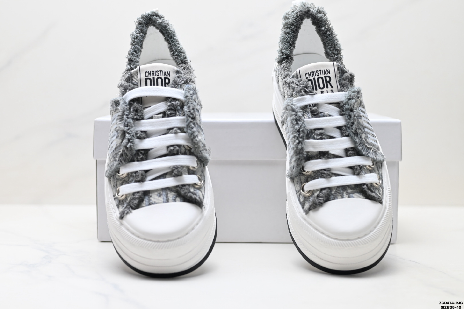 300 DIOR迪奥 Walk'n'Dior 厚底鞋 低帮 刺绣 时尚板鞋-Chinese UA Cheap High Quatity Brand Clothes Bags handbags Sneakers wholesale wholesaler seller from China Factory suppliers Fashion Clothing Shoes best Quality Beautiful Price 300 DIOR迪奥 Walk'n'Dior 厚底鞋 低帮 刺绣 时尚板鞋