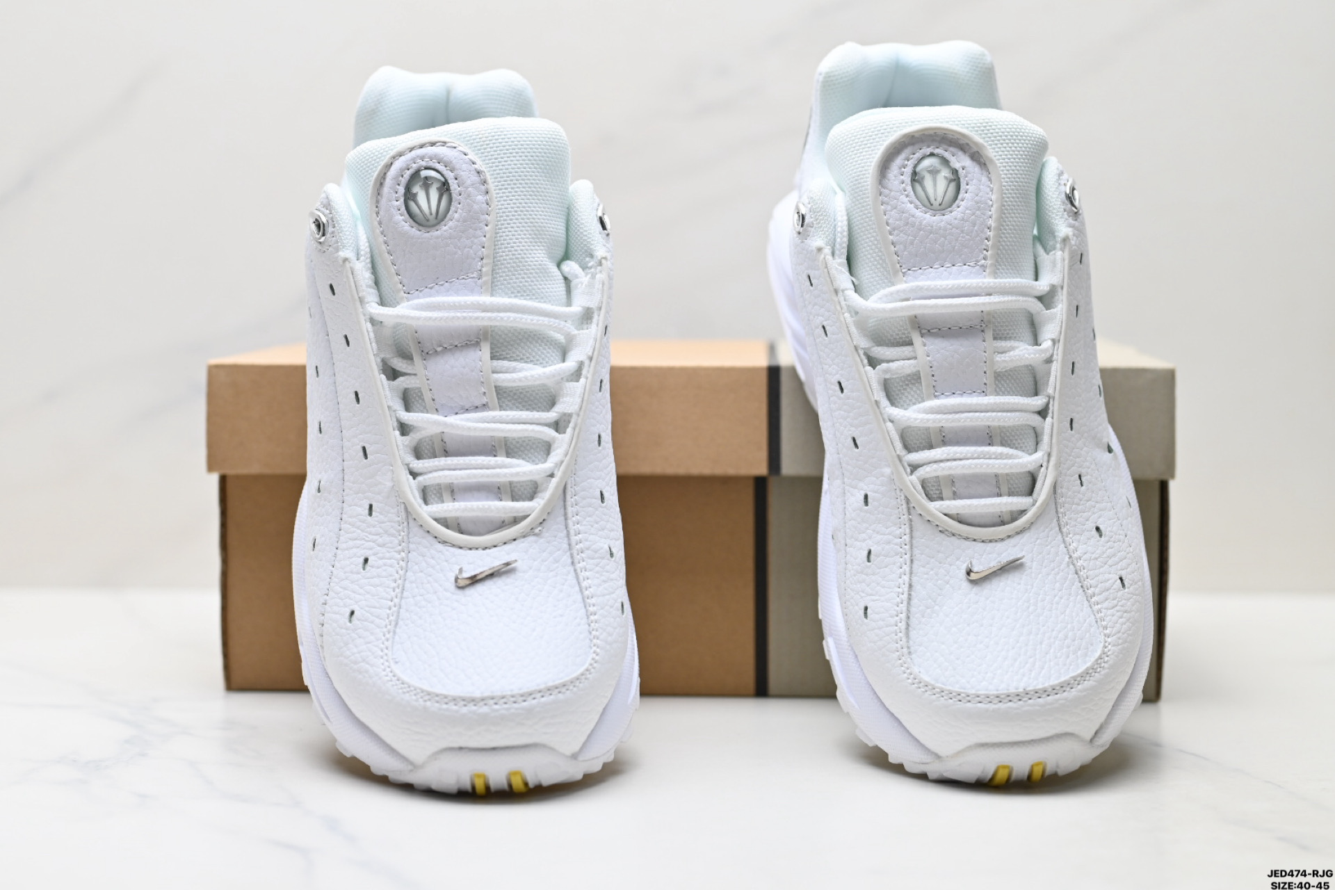💰170
真标✅NOCTA x Nike Hot Step 42 耐克 耐磨透气低帮 生活休闲鞋
货号:DH4692-001
尺码:40-45
ID:JED474-RJG