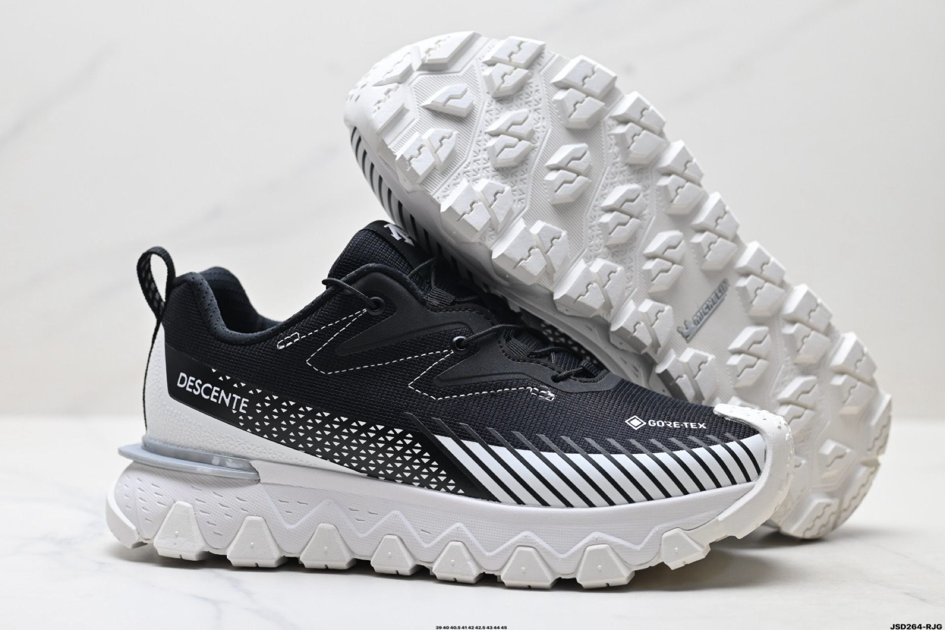 220 迪桑特DESCENTE SKI STYLE系列 SNOW RIDE GTX舒适百搭 防滑耐磨低帮 生活休闲鞋 D5131SSN52