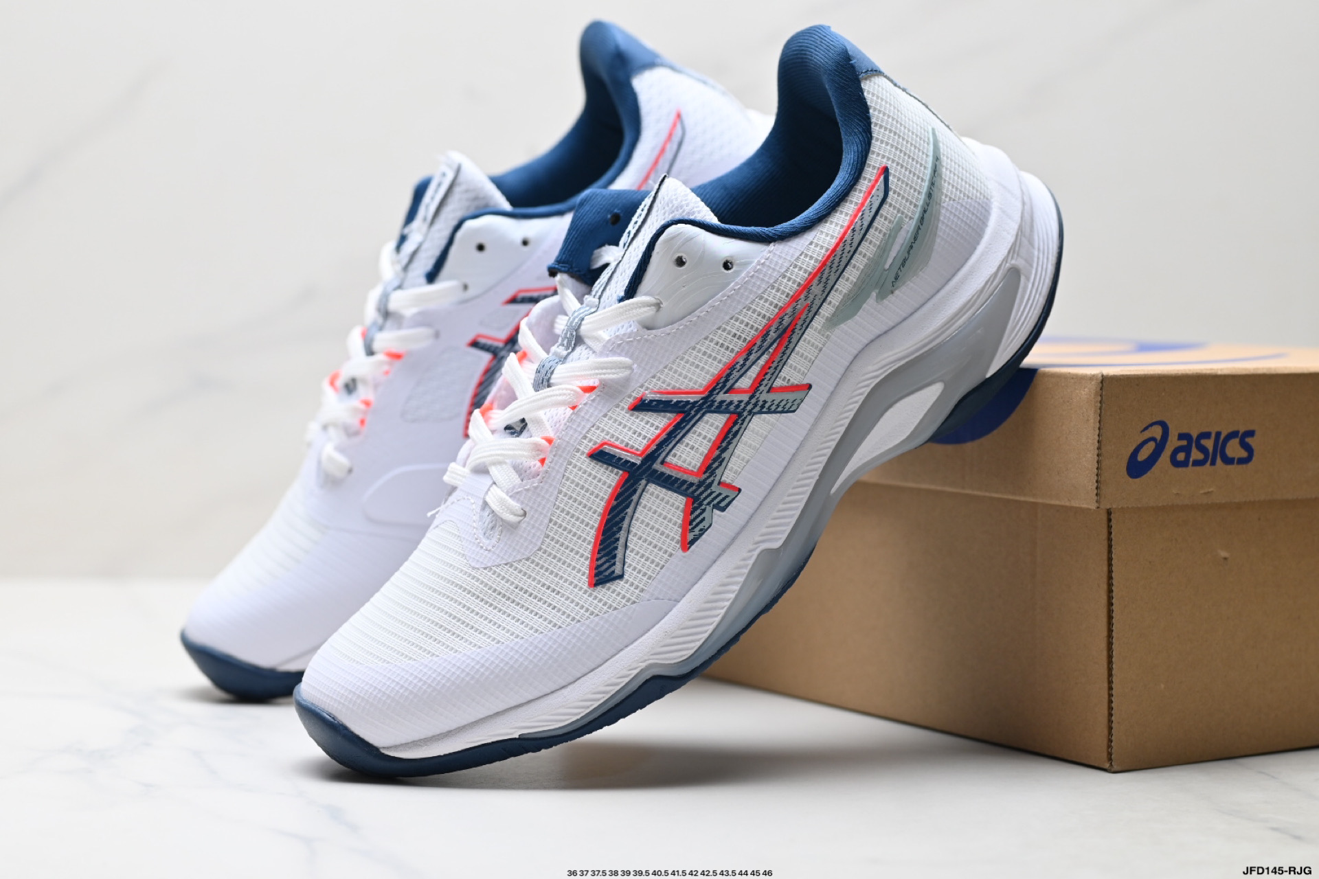 180 ASICS NETBURNER BALLISTIC FF 4 亚瑟士 专业训练鞋 轻量舒适透气材质 升级全新缓震中底部位科技材质 1052A083-101