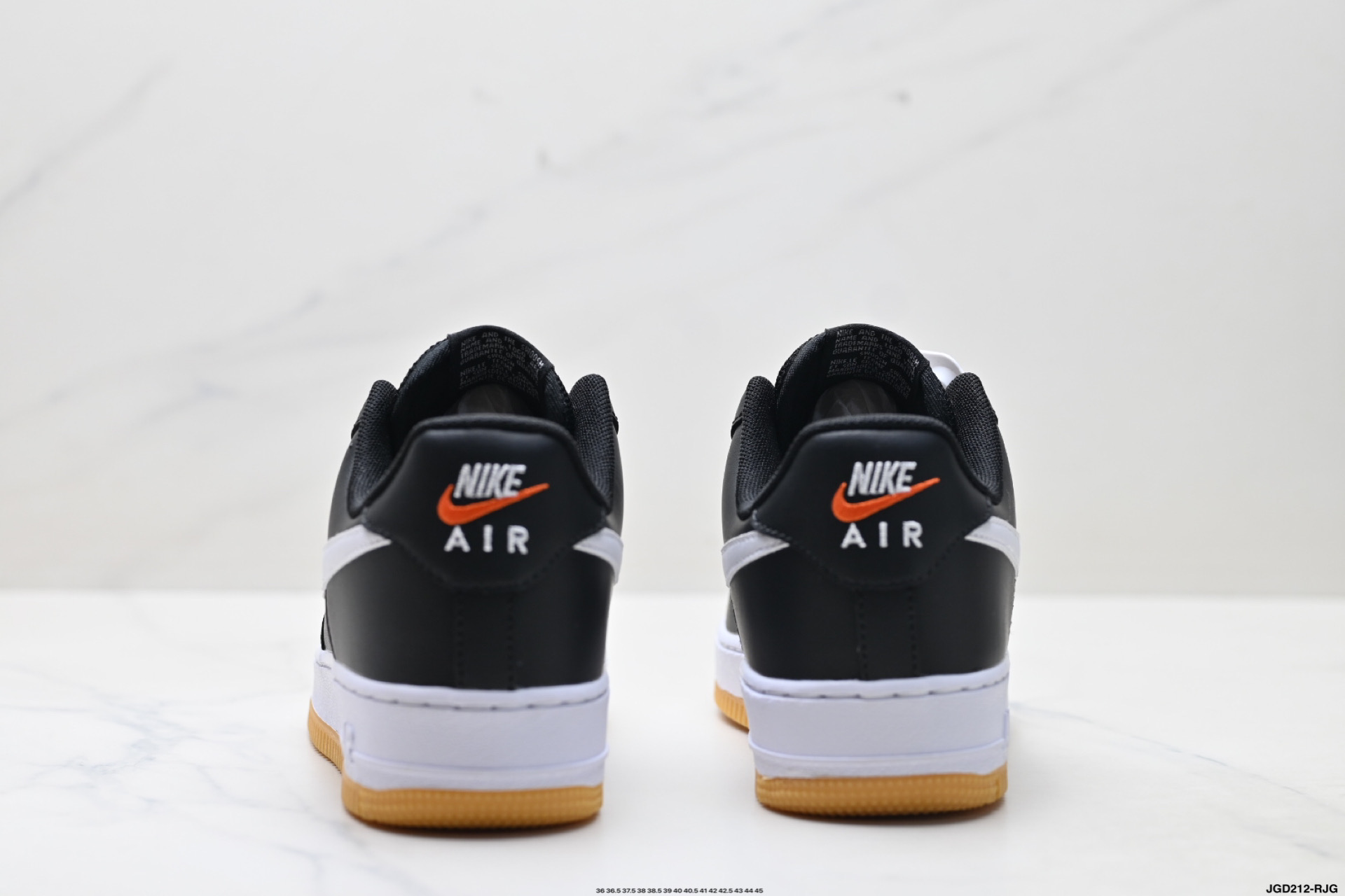 NIKE AIR FORCE 1‘07 II7630-001