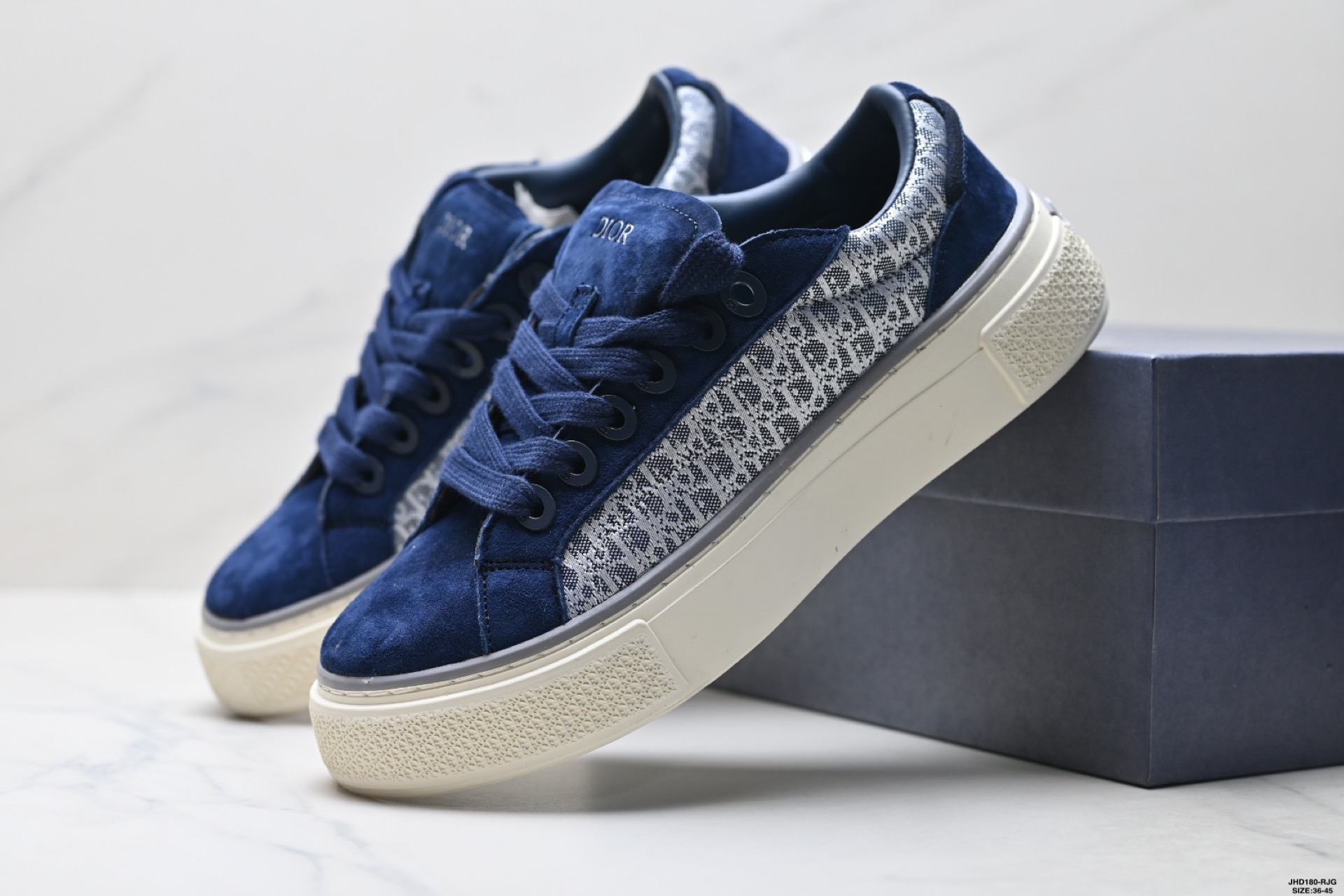 200 DIOR迪奥 B33 皮革 舒适潮流 低帮 板鞋