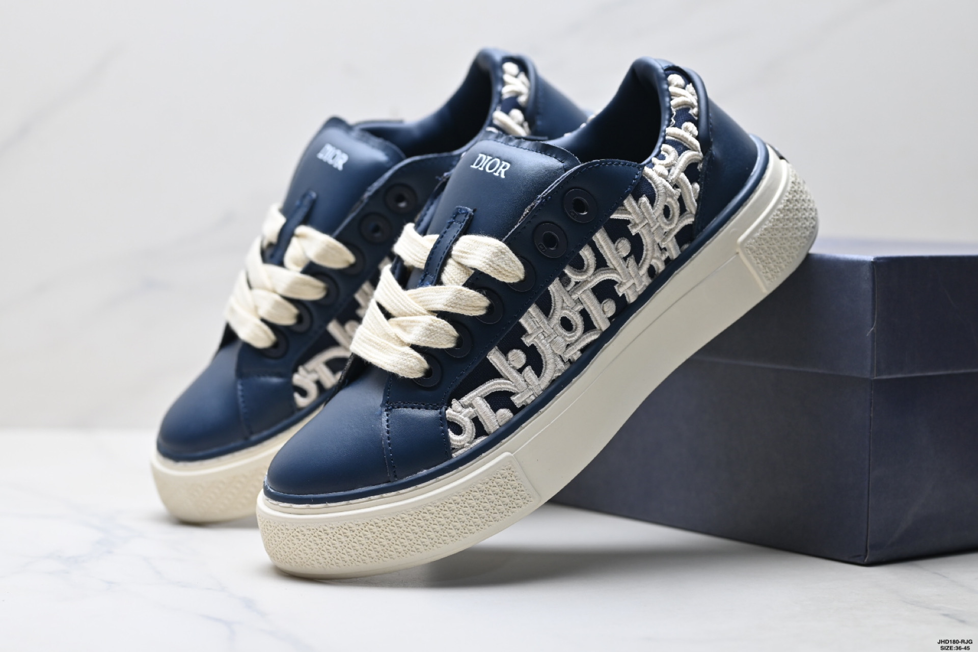 200 DIOR迪奥 B33 皮革 舒适潮流 低帮 板鞋