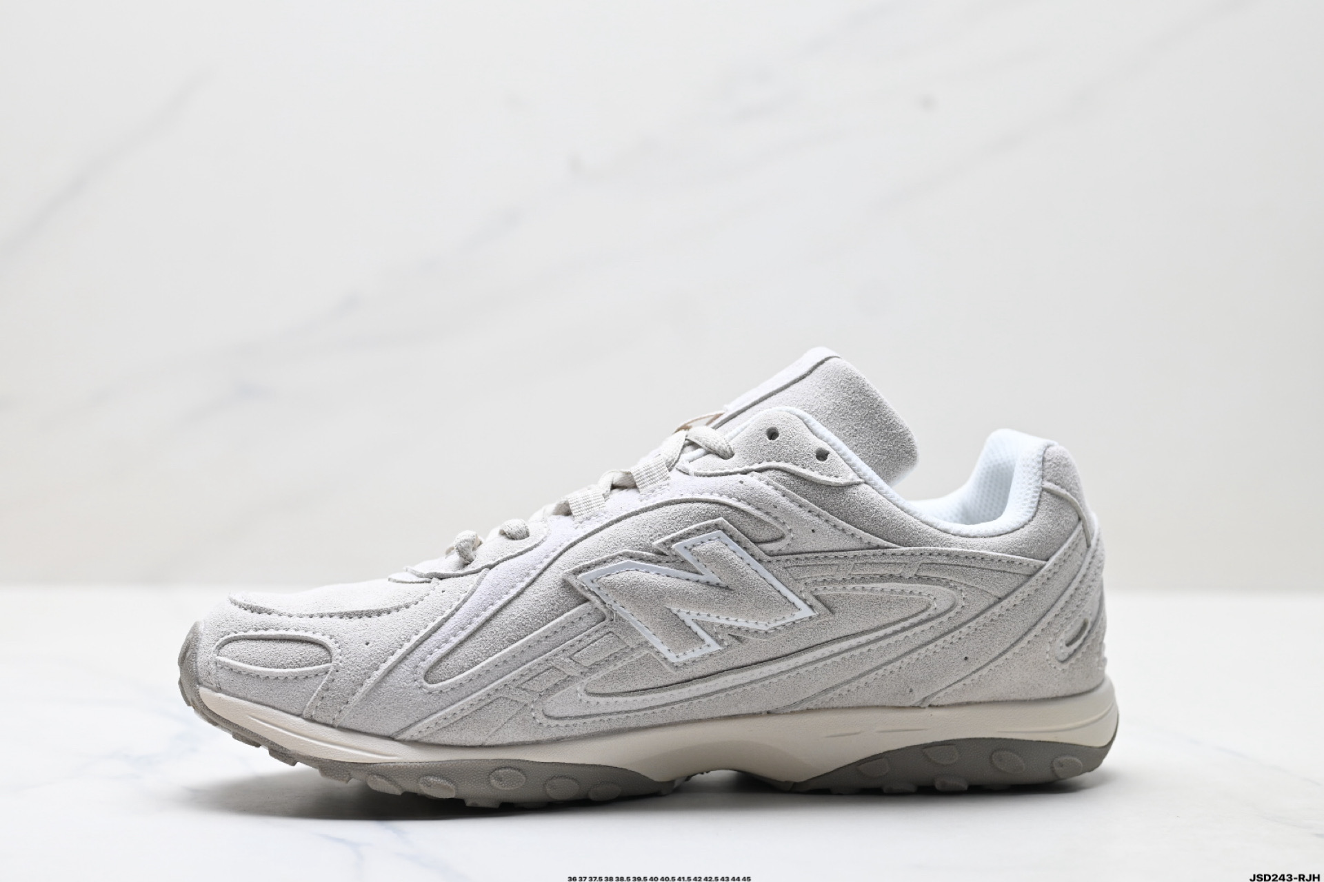 220 New Balance 204L系列 新百伦 薄底鞋 薄底皮质鞋带德训系 减震耐磨包裹性支撑轻便 低帮 生活休闲鞋 U204LMMC