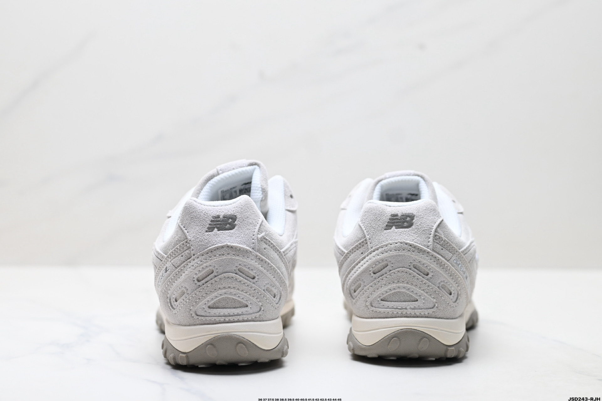 220 New Balance 204L系列 新百伦 薄底鞋 薄底皮质鞋带德训系 减震耐磨包裹性支撑轻便 低帮 生活休闲鞋 U204LMMC