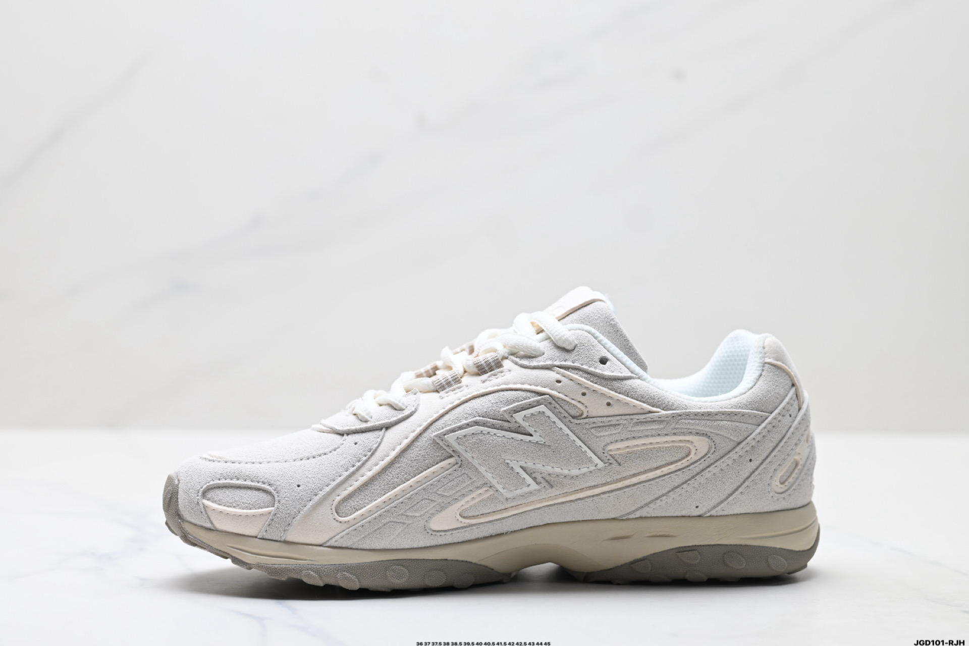 190 New Balance 204L系列 新百伦 薄底鞋 薄底皮质鞋带德训系 减震耐磨包裹性支撑轻便 低帮 生活休闲鞋 U204LMMC