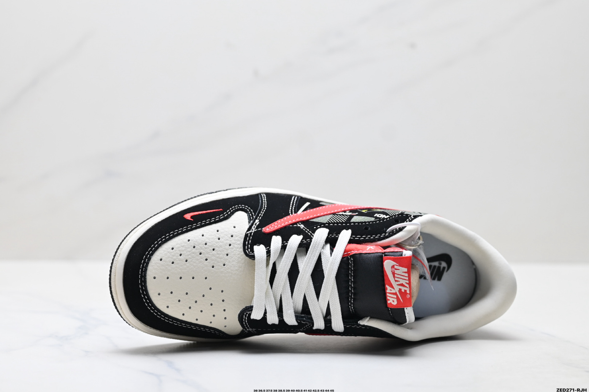 Nike Air Jordan 1 x Travis Scott AJ1倒勾 乔一倒钩 ‘DIY’定制 耐克 低帮文化篮球鞋 XS2025-078