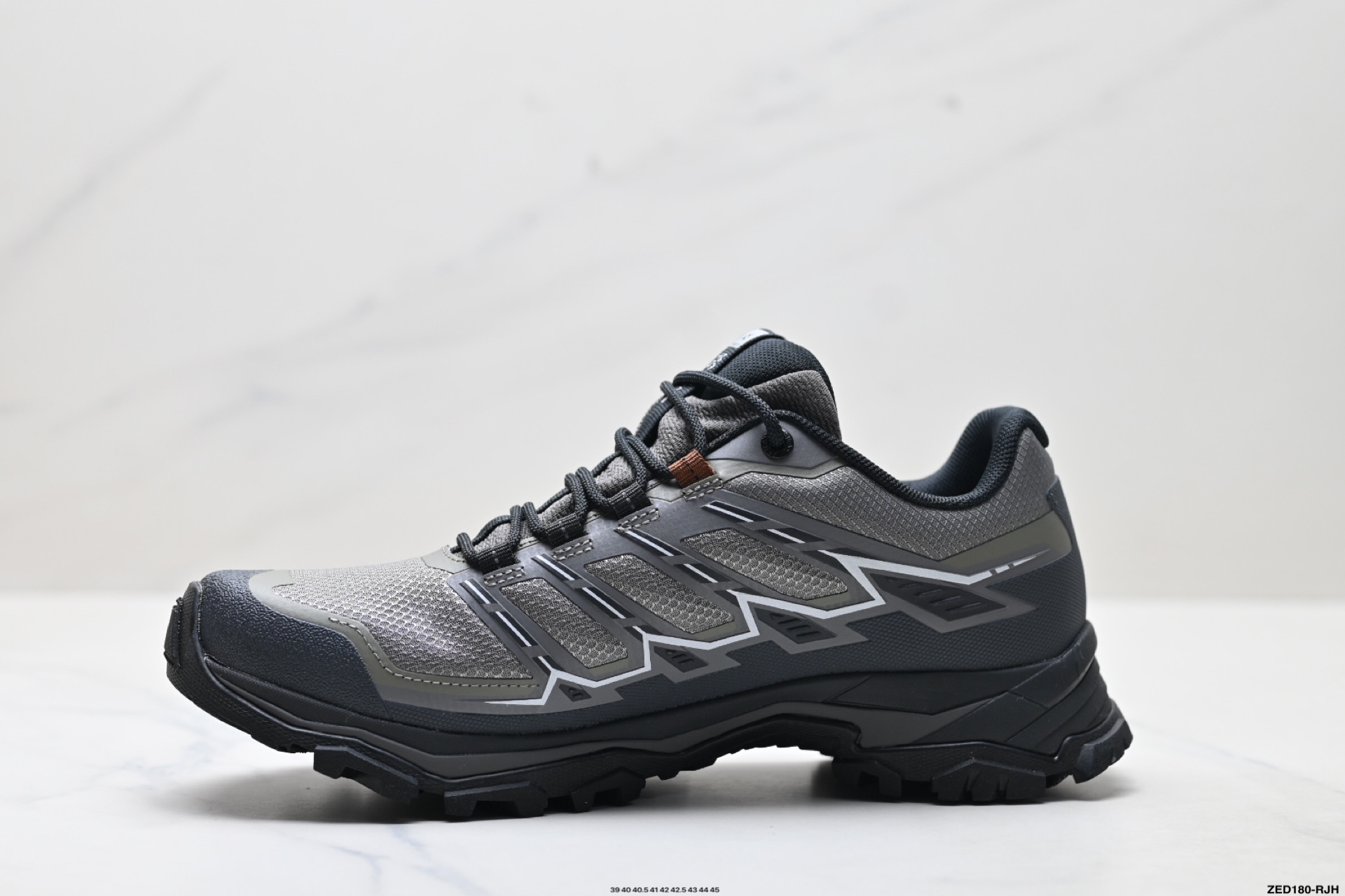 270 凯乐石KAILAS 远征5 FLT 舒适简约经典登山 防滑耐磨防水 低帮 徒步鞋 KS251