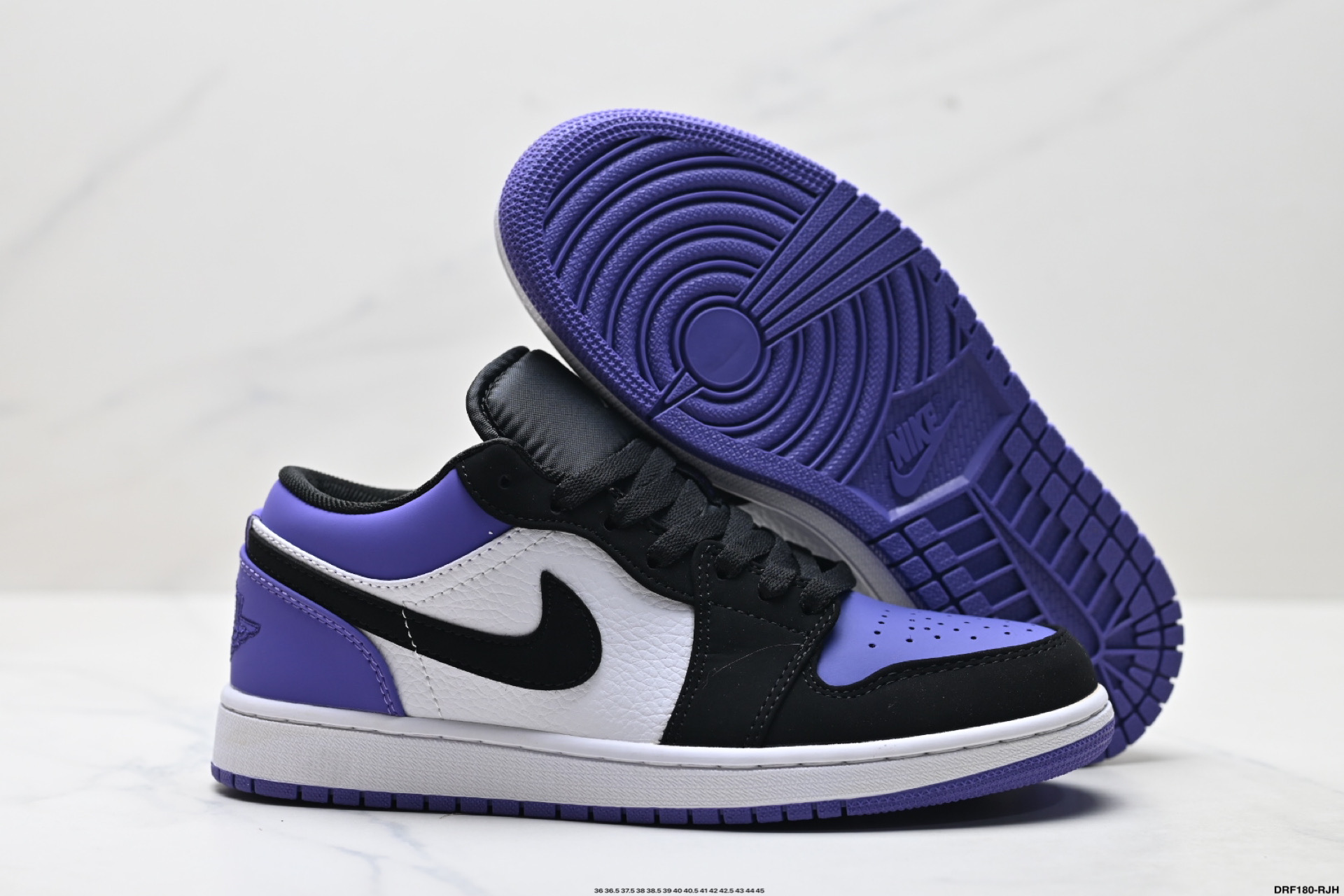 💰155
真标✅Nike Air Jordan 1 Low
AJ1乔1低帮休闲板鞋 同步官方配色 
官方货号:553558-116
尺码:36 36.5 37.5 38 38.5 39 40 40.5 41 42 42.5 43 44 45
ID:DRF180-RJH