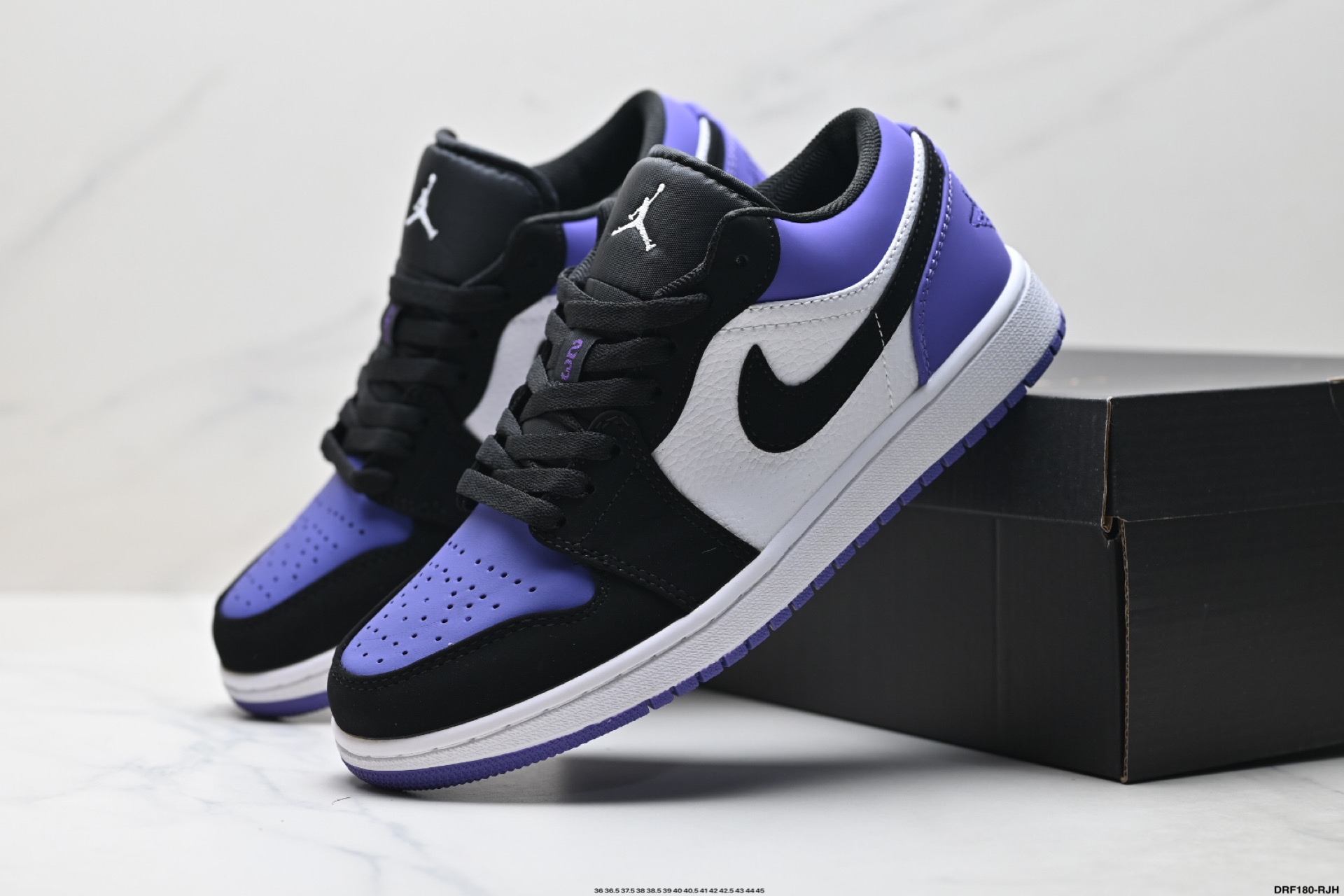 💰155
真标✅Nike Air Jordan 1 Low
AJ1乔1低帮休闲板鞋 同步官方配色 
官方货号:553558-116
尺码:36 36.5 37.5 38 38.5 39 40 40.5 41 42 42.5 43 44 45
ID:DRF180-RJH