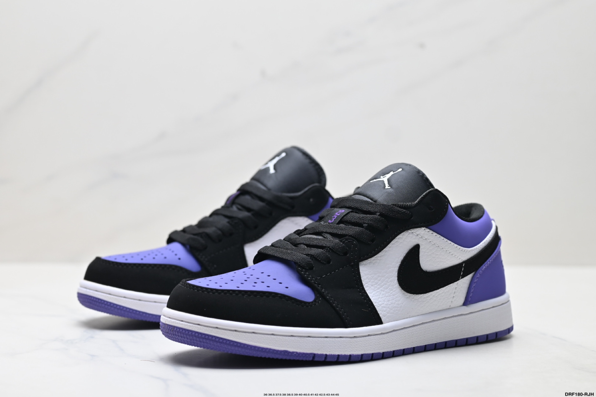 💰155
真标✅Nike Air Jordan 1 Low
AJ1乔1低帮休闲板鞋 同步官方配色 
官方货号:553558-116
尺码:36 36.5 37.5 38 38.5 39 40 40.5 41 42 42.5 43 44 45
ID:DRF180-RJH