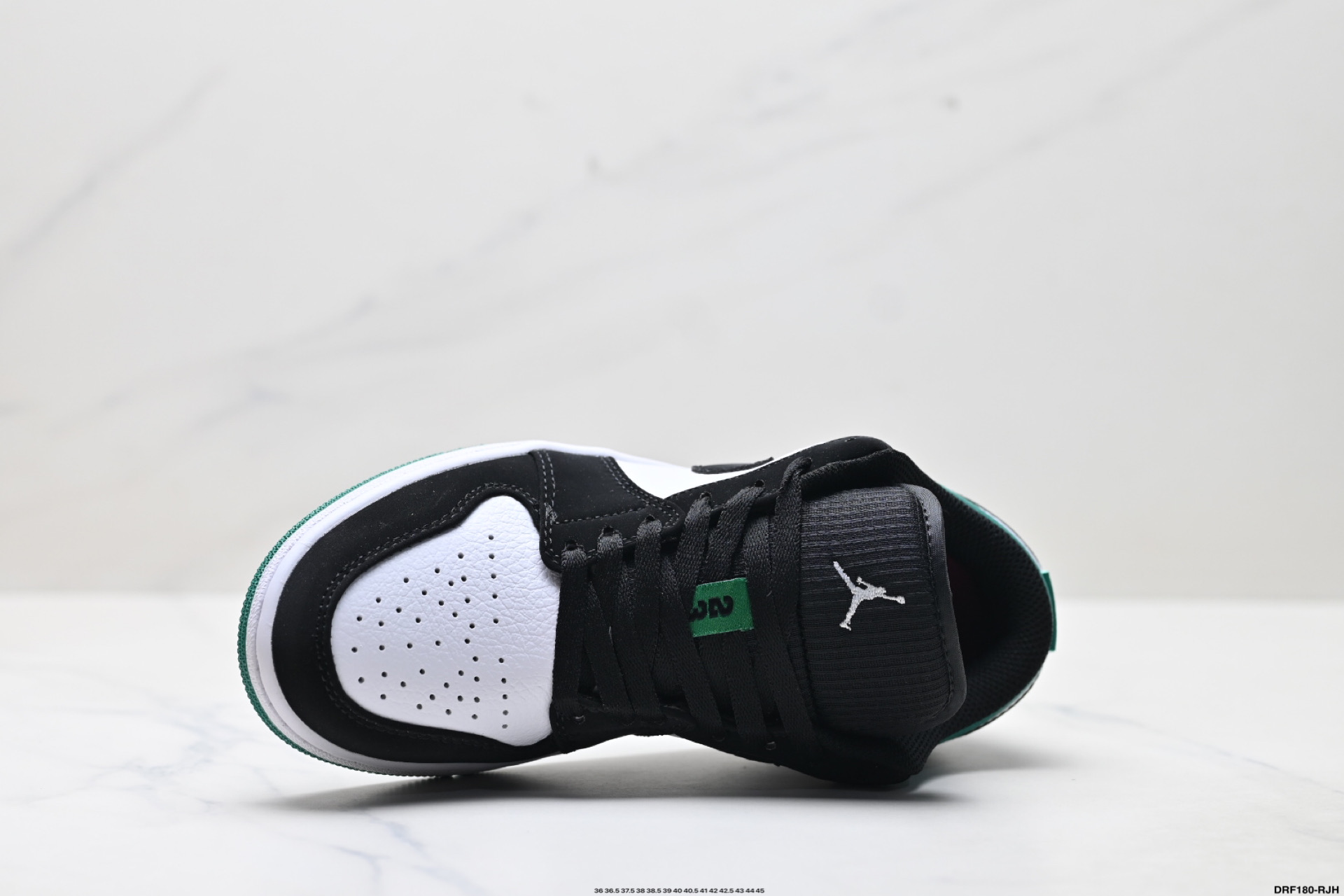 💰155
真标✅Nike Air Jordan 1 Low
AJ1乔1低帮休闲板鞋 同步官方配色 
官方货号:553558-116
尺码:36 36.5 37.5 38 38.5 39 40 40.5 41 42 42.5 43 44 45
ID:DRF180-RJH