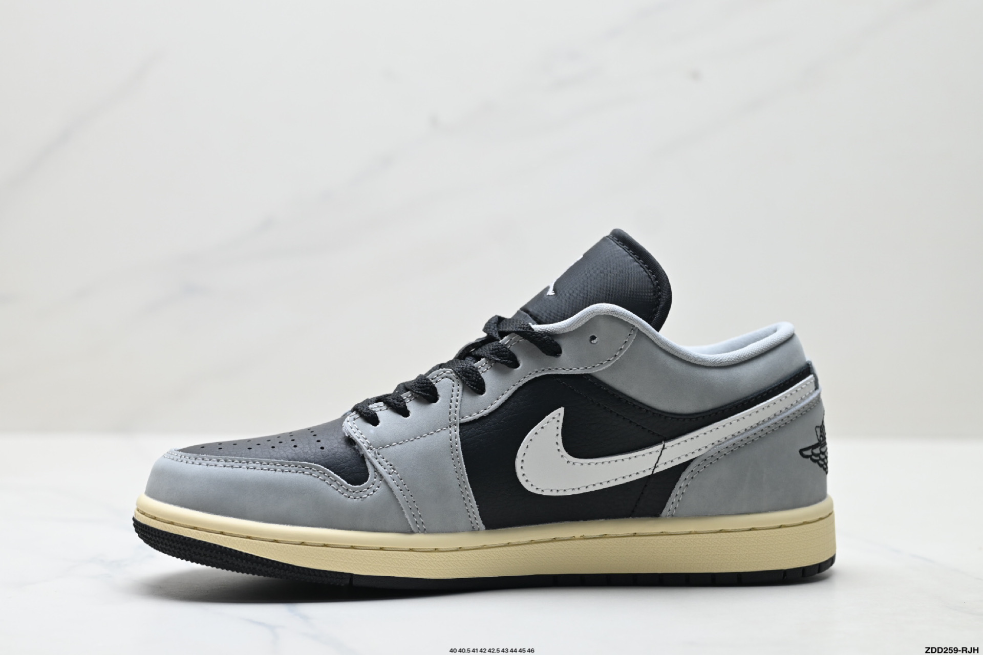 Nike Air Jordan 1 Low AJ1乔1低帮休闲板鞋 HQ2010-012