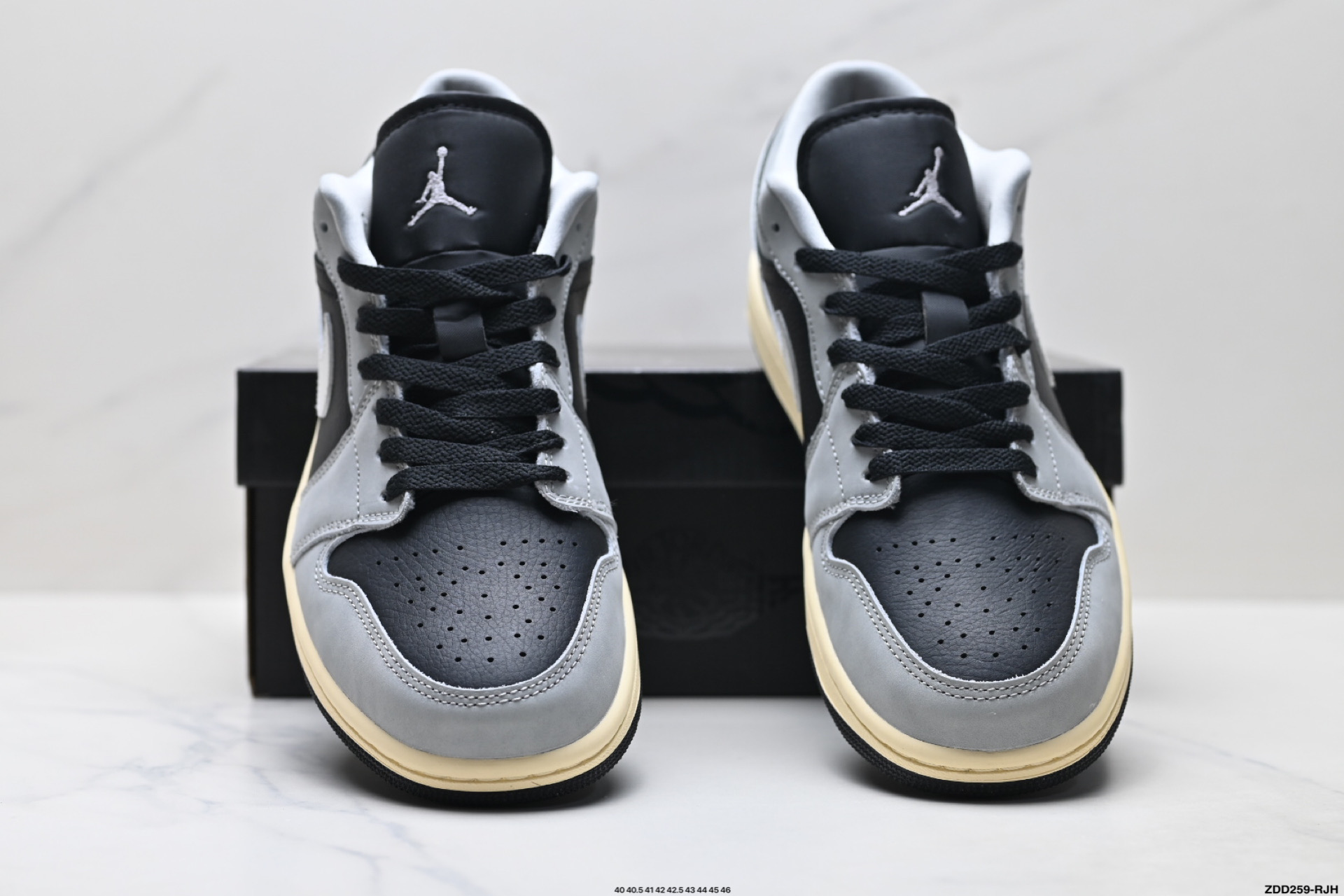 Nike Air Jordan 1 Low AJ1乔1低帮休闲板鞋 HQ2010-012