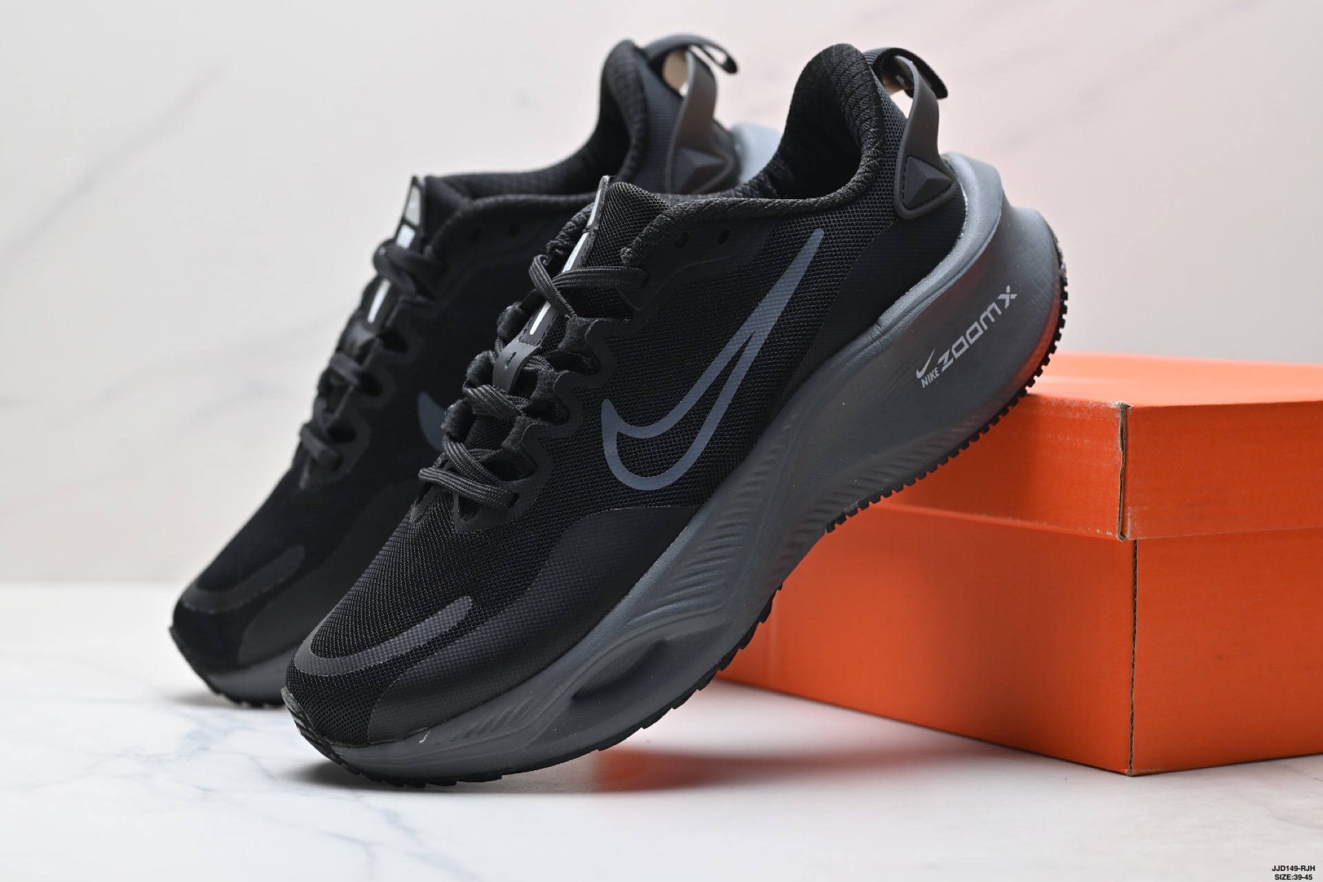 🈴💰170
真标✅Nike Air Zoomx系列 耐克 低帮马拉松休闲运动慢跑鞋
必定是官方强力主推款式 真正的Zoom缓震科技嵌入 缓震大底带公司同步定位
货号:CK4318-101
ID:JJD149-RJH