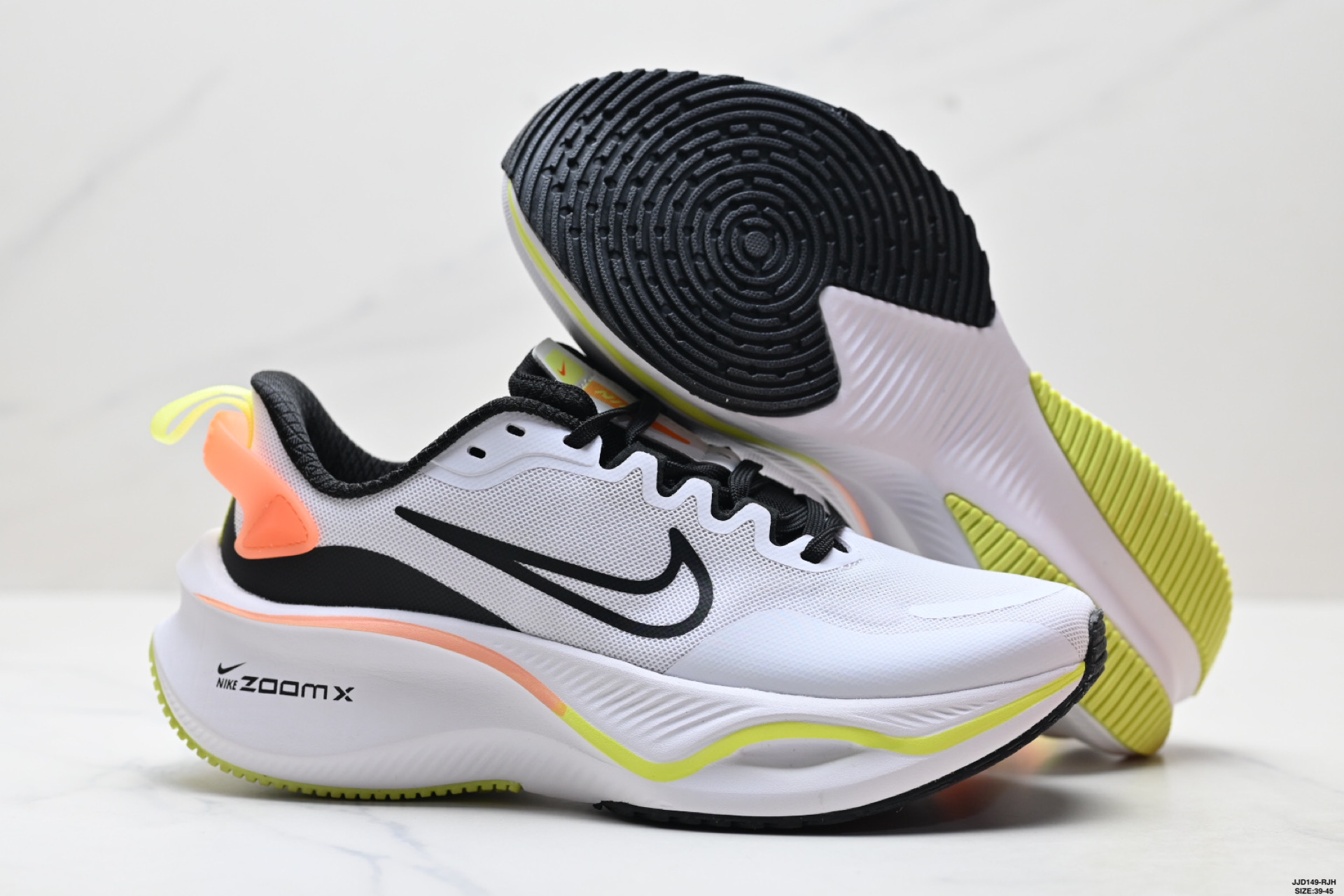 💰170
真标✅Nike Air Zoomx系列 耐克 低帮马拉松休闲运动慢跑鞋
必定是官方强力主推款式 真正的Zoom缓震科技嵌入 缓震大底带公司同步定位
货号:CK4318-101
Size:39-45
ID:JJD149-RJH