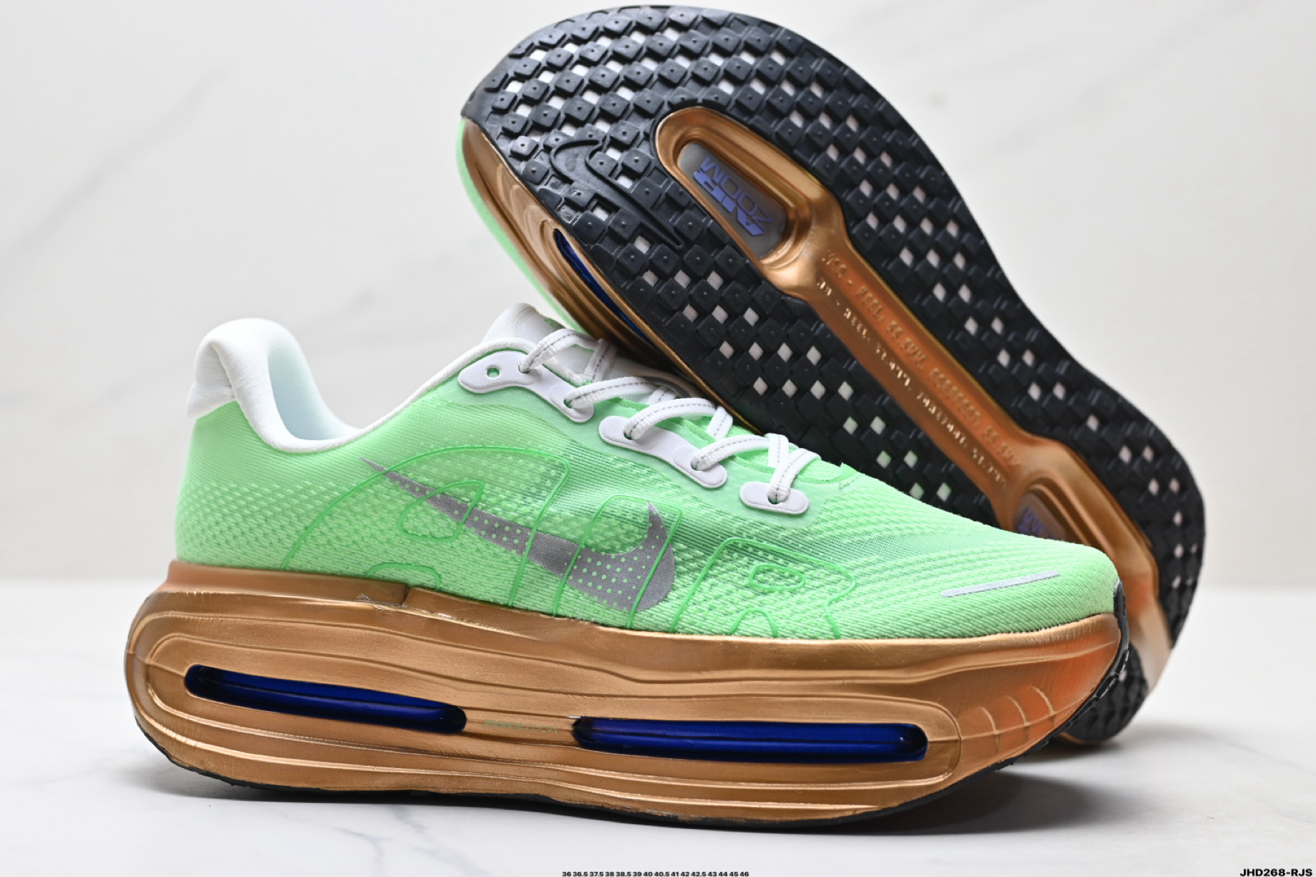 Nike VOMERO PREMIUM 耐克 舒适减震防滑 低帮跑步鞋 HQ2050-307