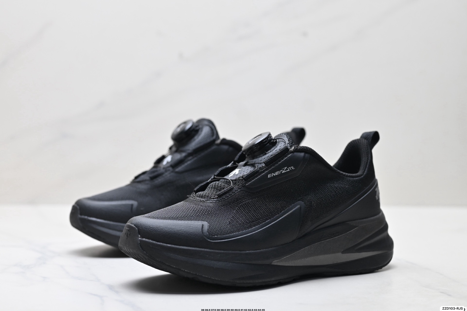 260 迪桑特DESCENTE LAVITATE TRAIL 3.0 舒适百搭防滑耐磨 低帮 休闲跑步鞋 D5331RRN08