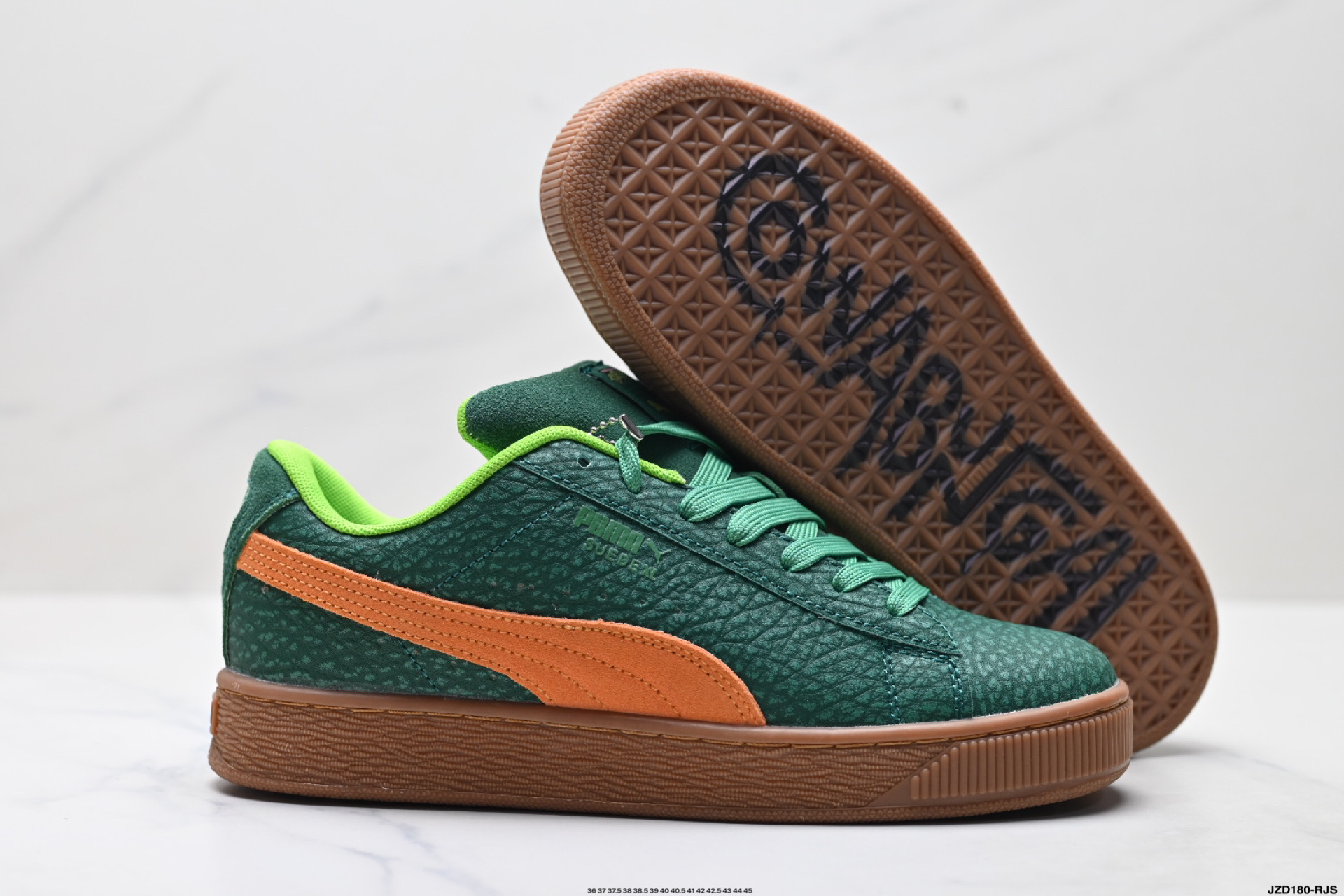 Puma Suede XL 复古单品 彪马 防滑耐磨低帮德训板鞋 398932-02