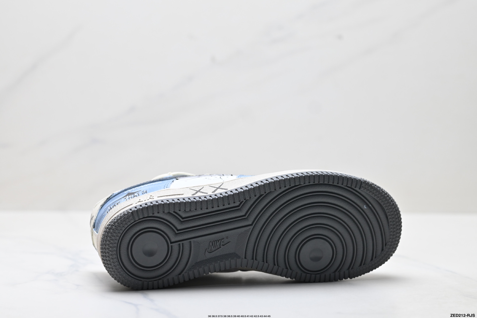 NIKE AIR FORCE 1‘07 KS6896-555