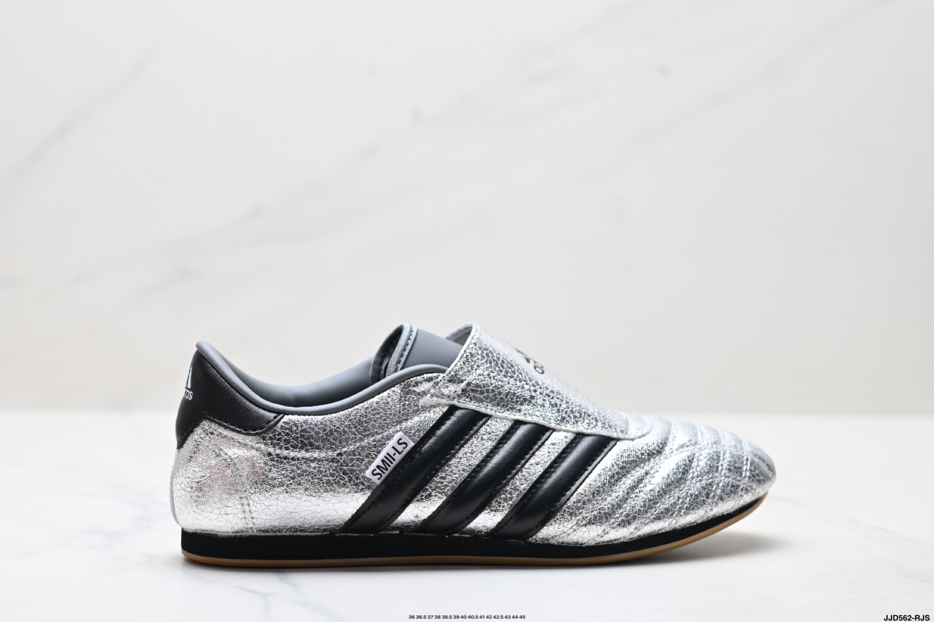 140 Adidas Originals Taekwondo 阿迪达斯 运动舒适 防滑耐磨包裏性低帮 训练鞋 JH9664-Chinese UA Cheap High Quatity Brand Clothes Bags handbags Sneakers wholesale wholesaler seller from China Factory suppliers Fashion Clothing Shoes best Quality Beautiful Price 140 Adidas Originals Taekwondo 阿迪达斯 运动舒适 防滑耐磨包裏性低帮 训练鞋 JH9664