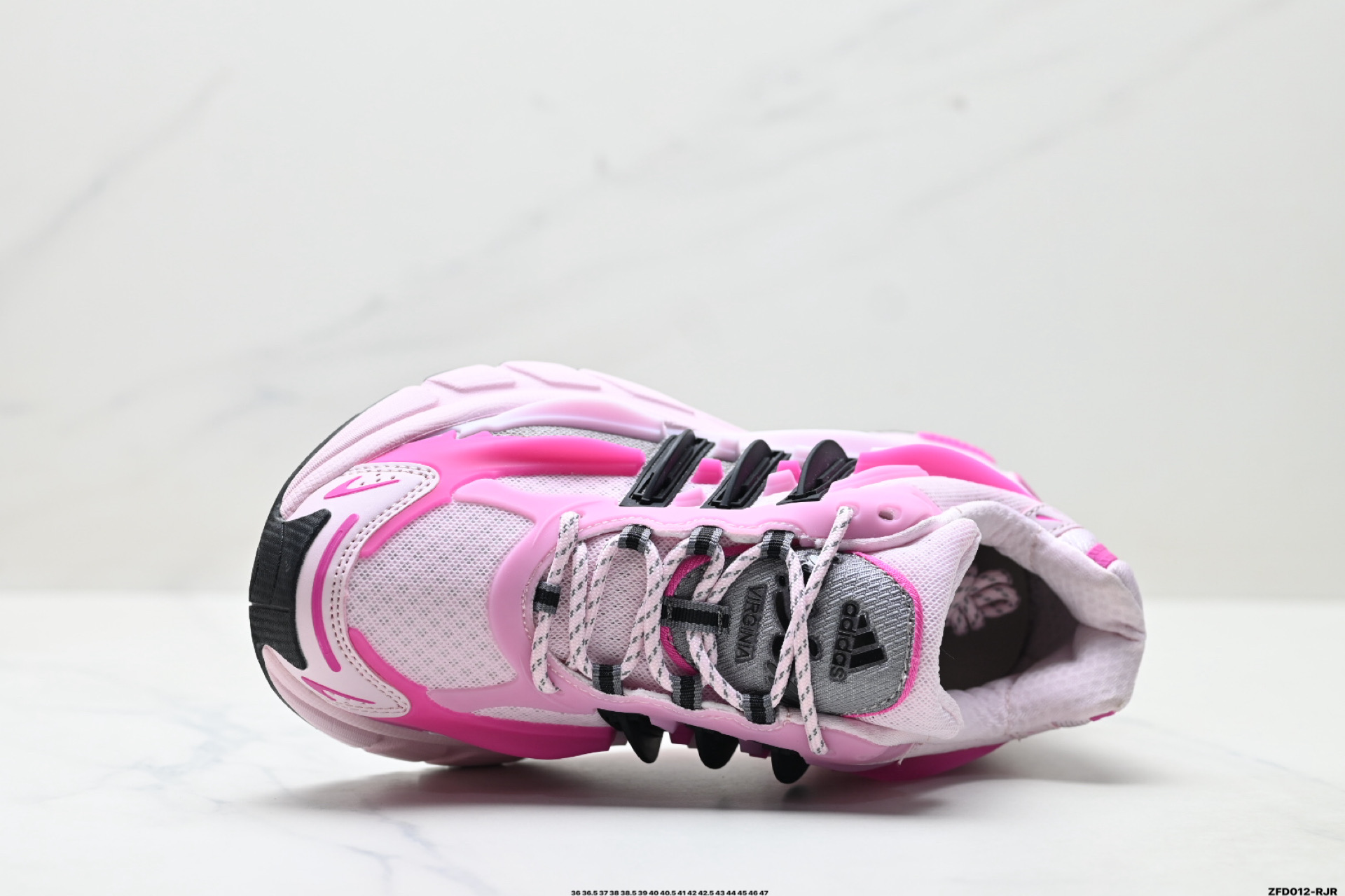 Adidas Adistar Jellyfish 阿迪达斯 时尚舒适 耐磨透气 低帮老爹鞋 JP9313