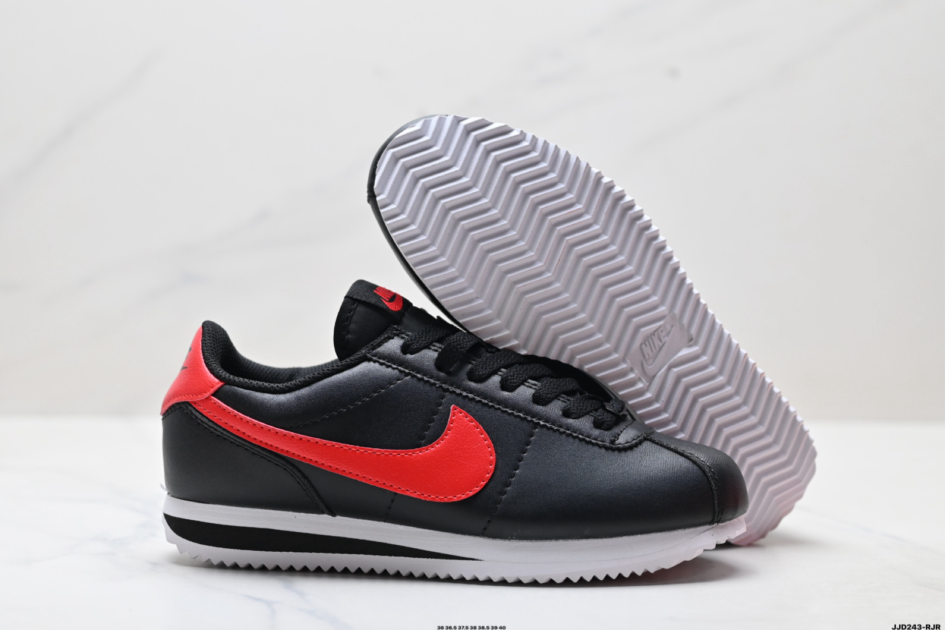 Nike Classic Cortez 耐克经典轻便舒适男子阿甘鞋休闲跑步鞋运动鞋 纯粹而执着的精神 IM8057-297