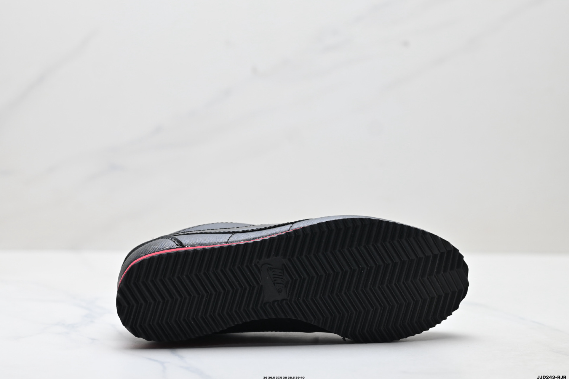 Nike Classic Cortez 耐克经典轻便舒适男子阿甘鞋休闲跑步鞋运动鞋 纯粹而执着的精神 IM8057-297