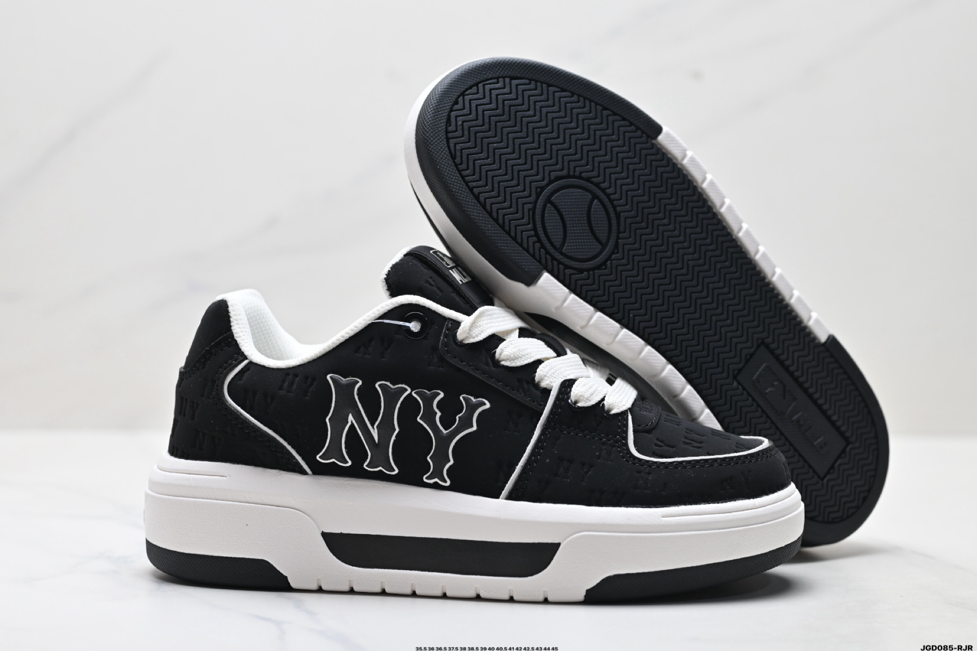 190 MLB 纽约洋基队 CHUNKY LINER EMBO MONOGRAM 印刻老花 时尚舒适 休闲运动 防滑耐磨增高 低帮 板鞋 3ASXE025N