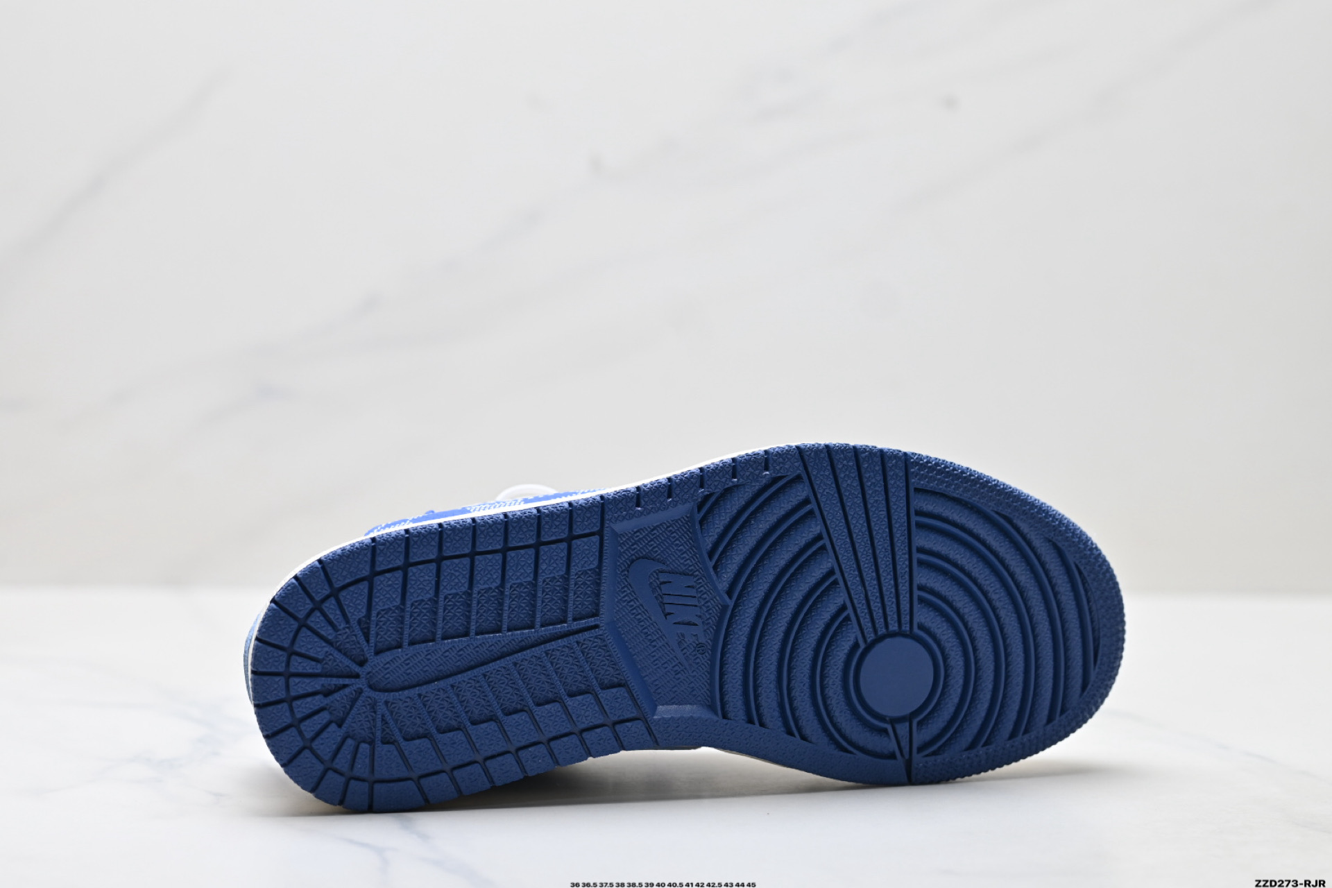 Nike Air Jordan 1 x Travis Scott AJ1倒勾 乔一倒钩 ‘DIY’定制 耐克 低帮文化篮球鞋 XS2025-075