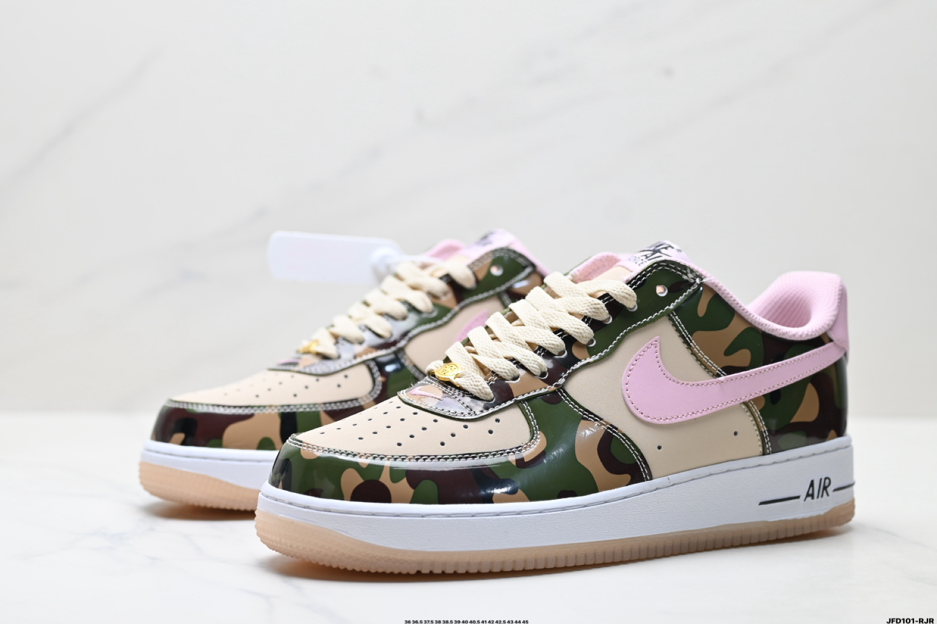 NIKE AIR FORCE 1‘07 HQ1967-200