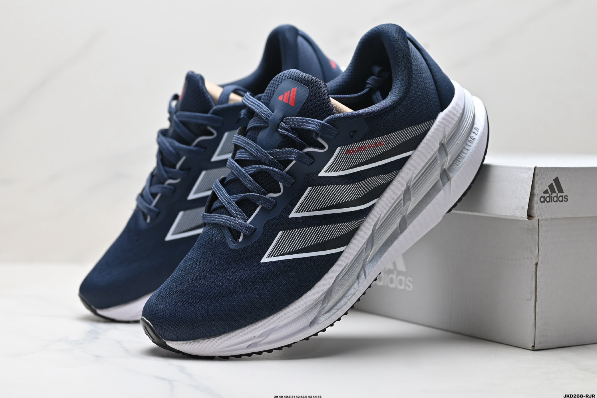 Adidas ADISTAR 阿迪达斯 舒适时尚 网布防滑耐磨 低帮 休闲跑步鞋 ID6182