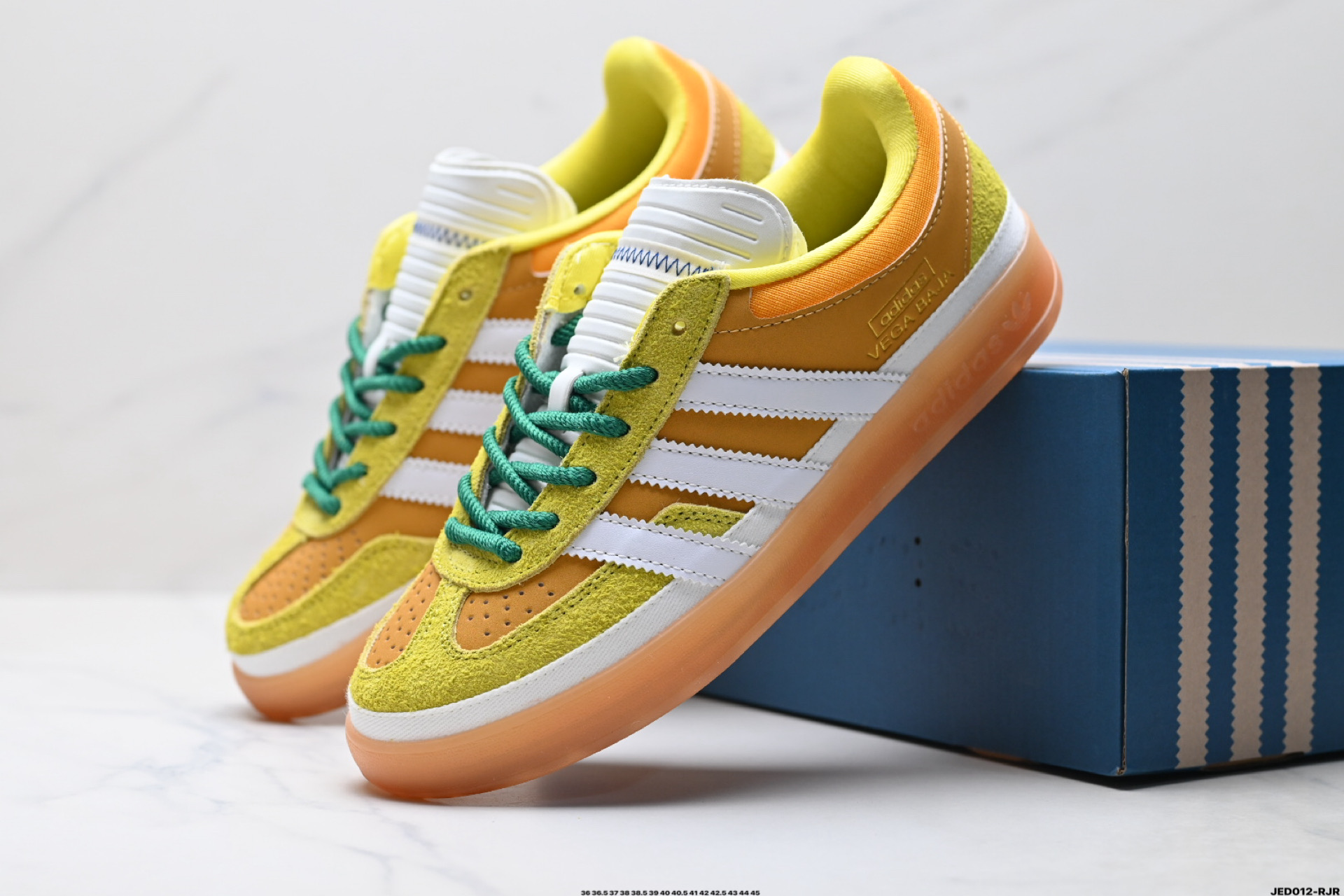 Bad Bunny x Adidas Originals Gazelle INdoor 三叶草休闲防滑耐磨低帮板鞋 JS5051
