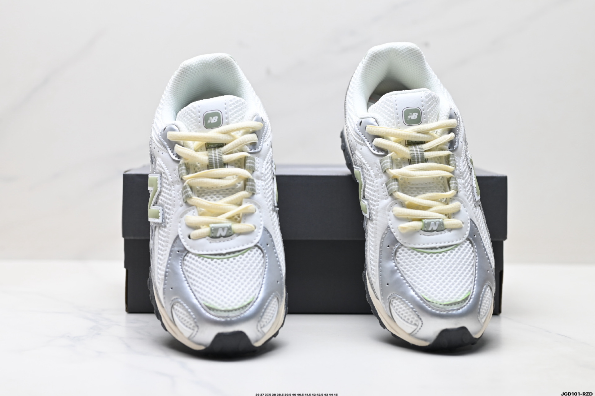 190 New Balance 204L系列 新百伦 薄底鞋 薄底皮质鞋带德训系 减震耐磨包裹性支撑轻便 低帮 生活休闲鞋 U204LSWB