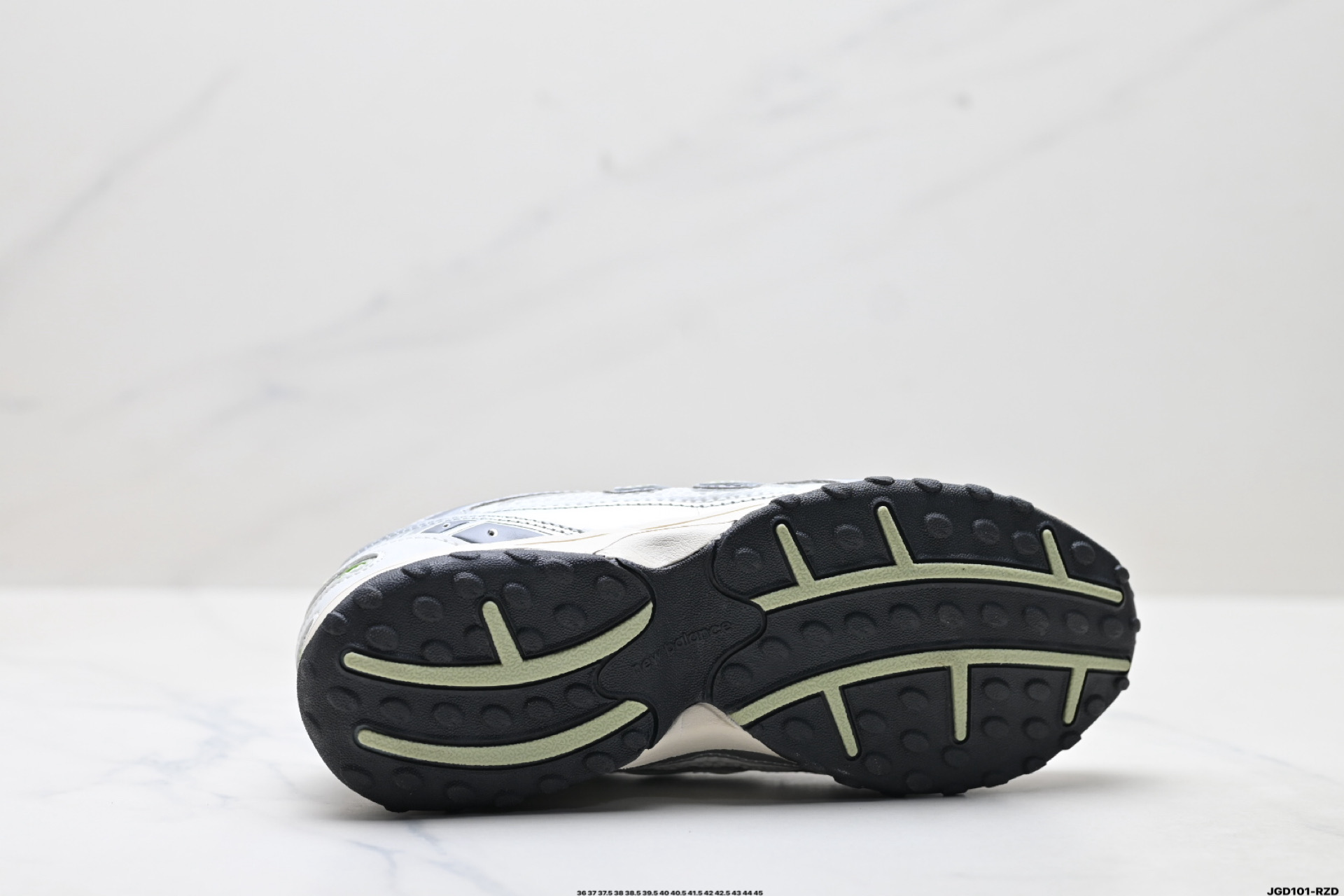 190 New Balance 204L系列 新百伦 薄底鞋 薄底皮质鞋带德训系 减震耐磨包裹性支撑轻便 低帮 生活休闲鞋 U204LSWB