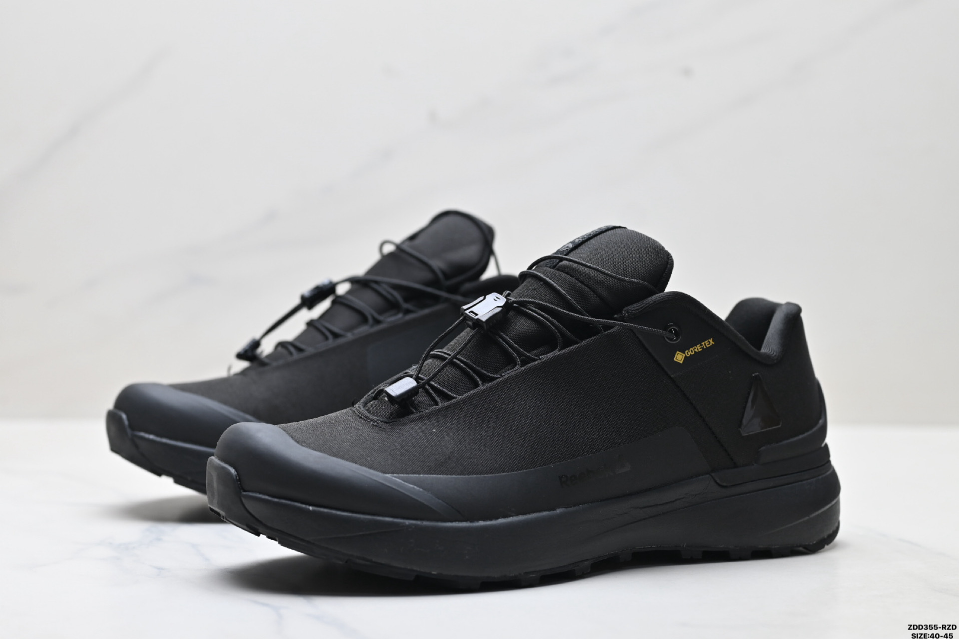 240 Reebok锐步 Liquid Speed 织物 GTX 柔软舒适 耐磨防水透气支撑 低帮 徒步鞋 B27580-D3