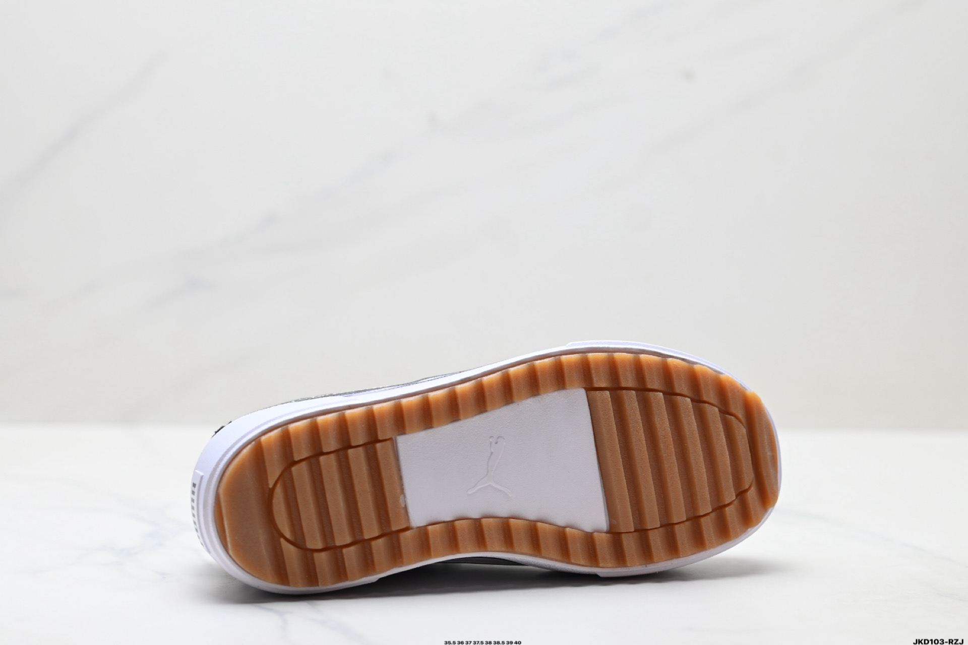 Puma Kaia Platfo 彪马 防滑耐磨低帮德训板鞋 383804-01