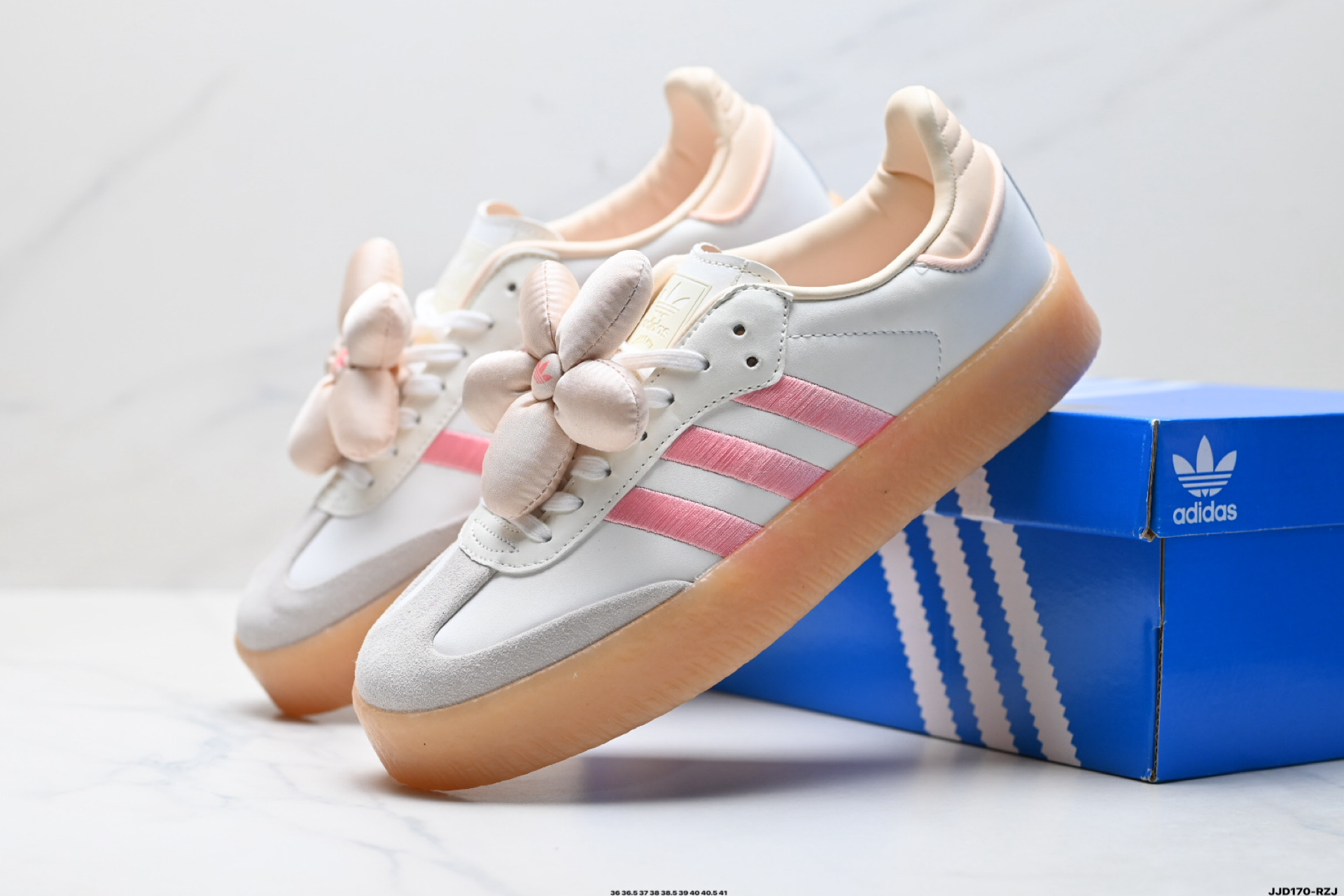 Adidas Originals Sambae 桑巴舞系列 阿迪达斯 三叶草 绅士德训足球风百搭低帮休闲运动板鞋 JR3335