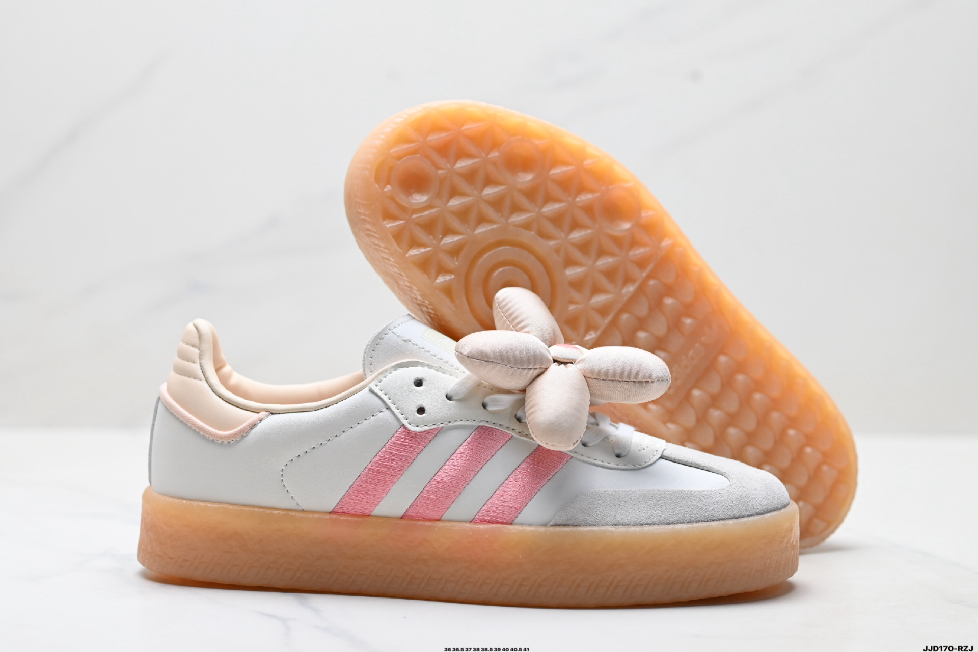 Adidas Originals Sambae 桑巴舞系列 阿迪达斯 三叶草 绅士德训足球风百搭低帮休闲运动板鞋 JR3335